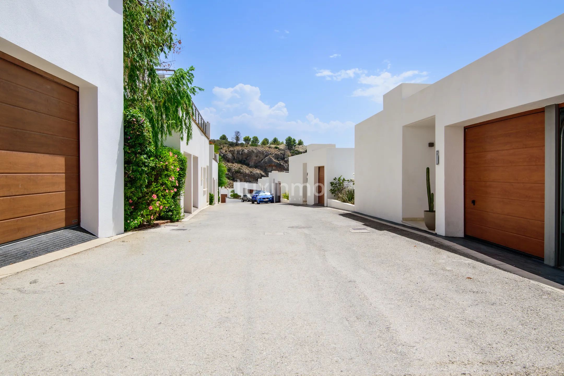 Modern house with sea views in Sierra de Altea — photo 37