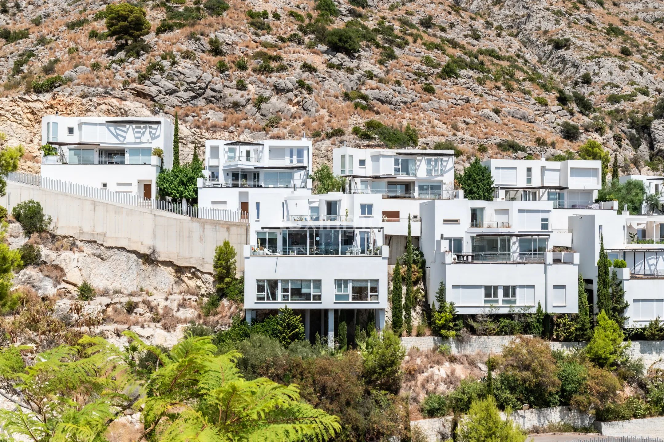 Modern house with sea views in Sierra de Altea — photo 40