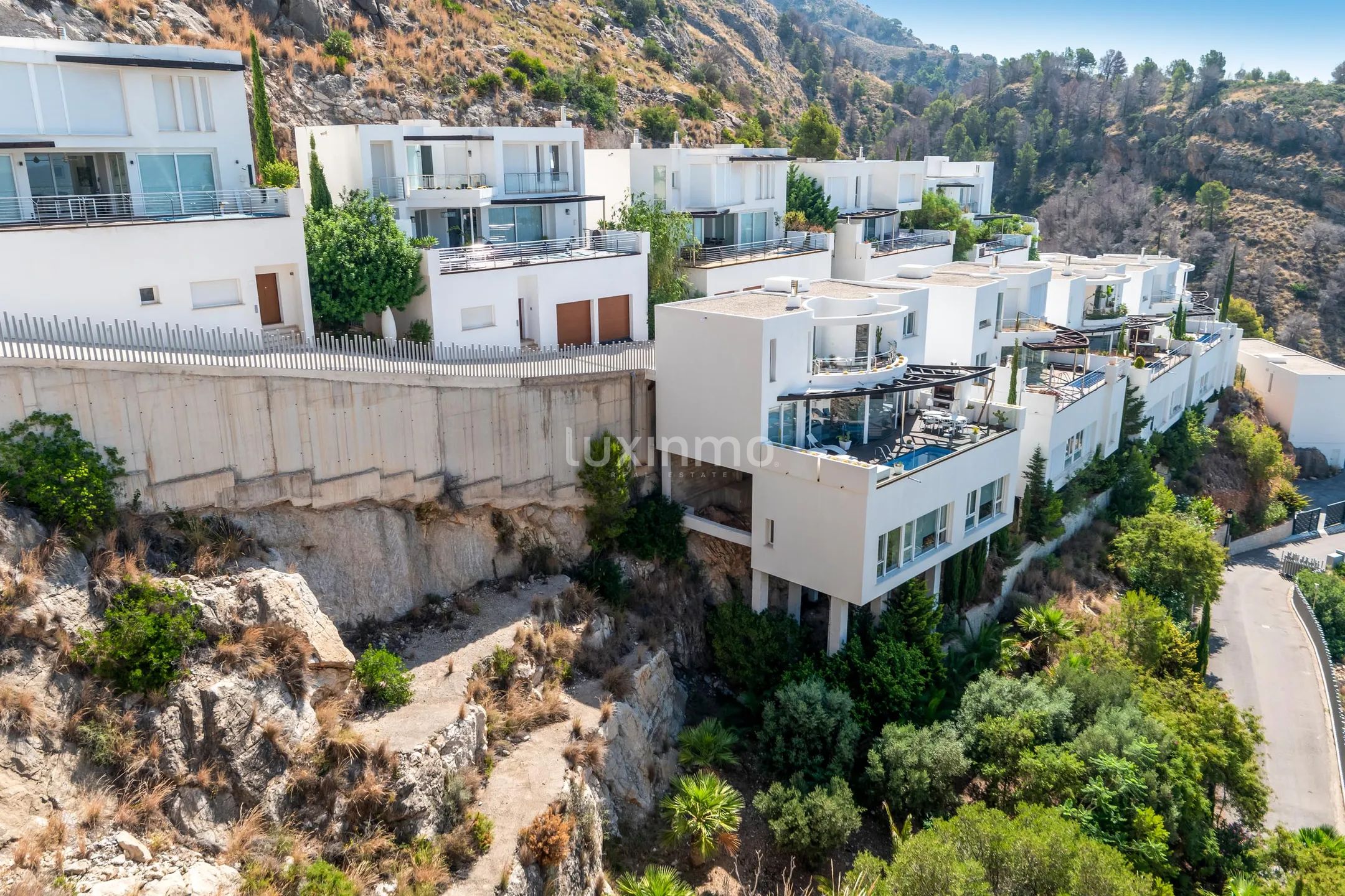 Modern house with sea views in Sierra de Altea — photo 41