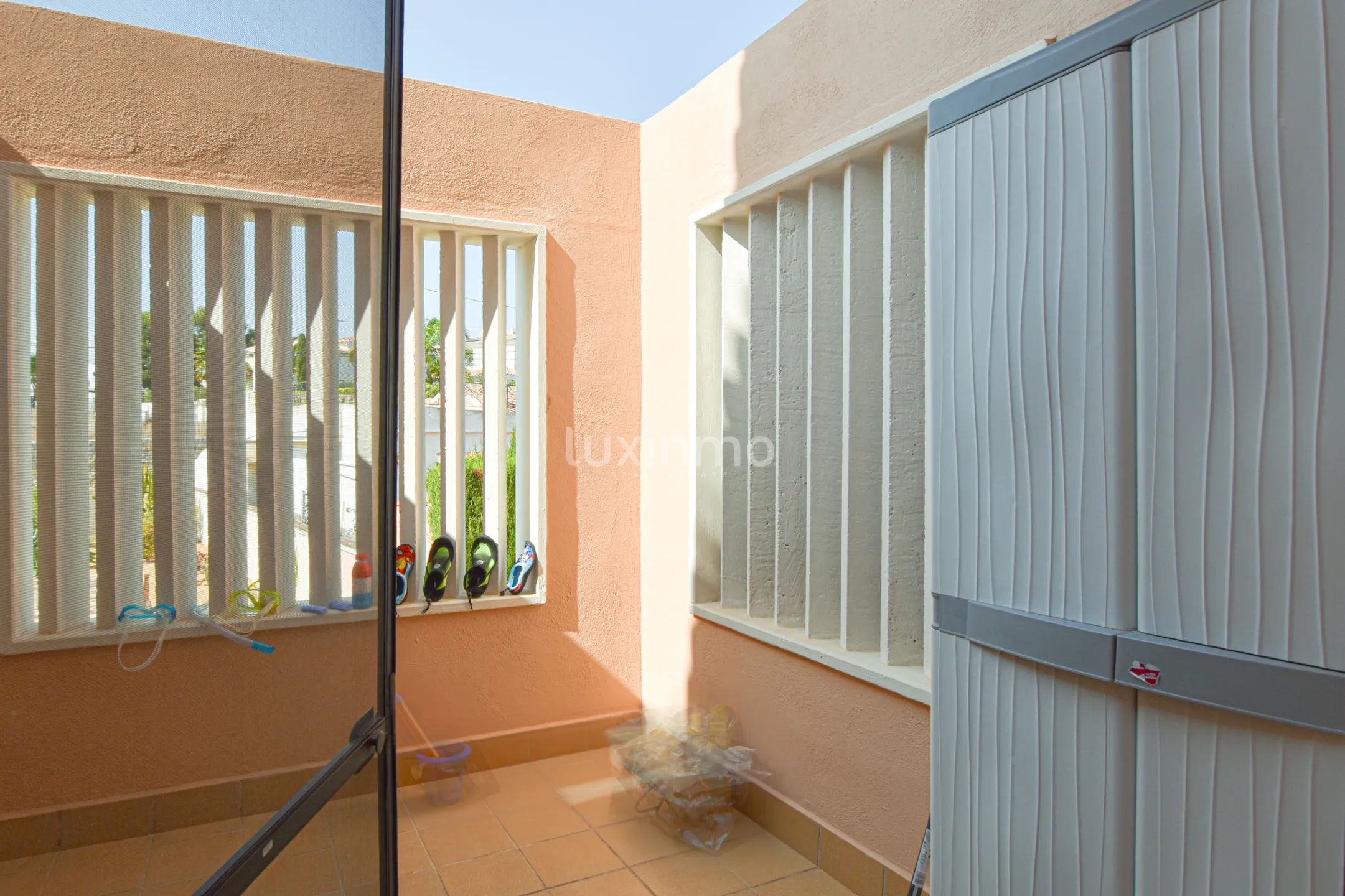 Townhouse with panoramic views for rent in Calpe — photo 15