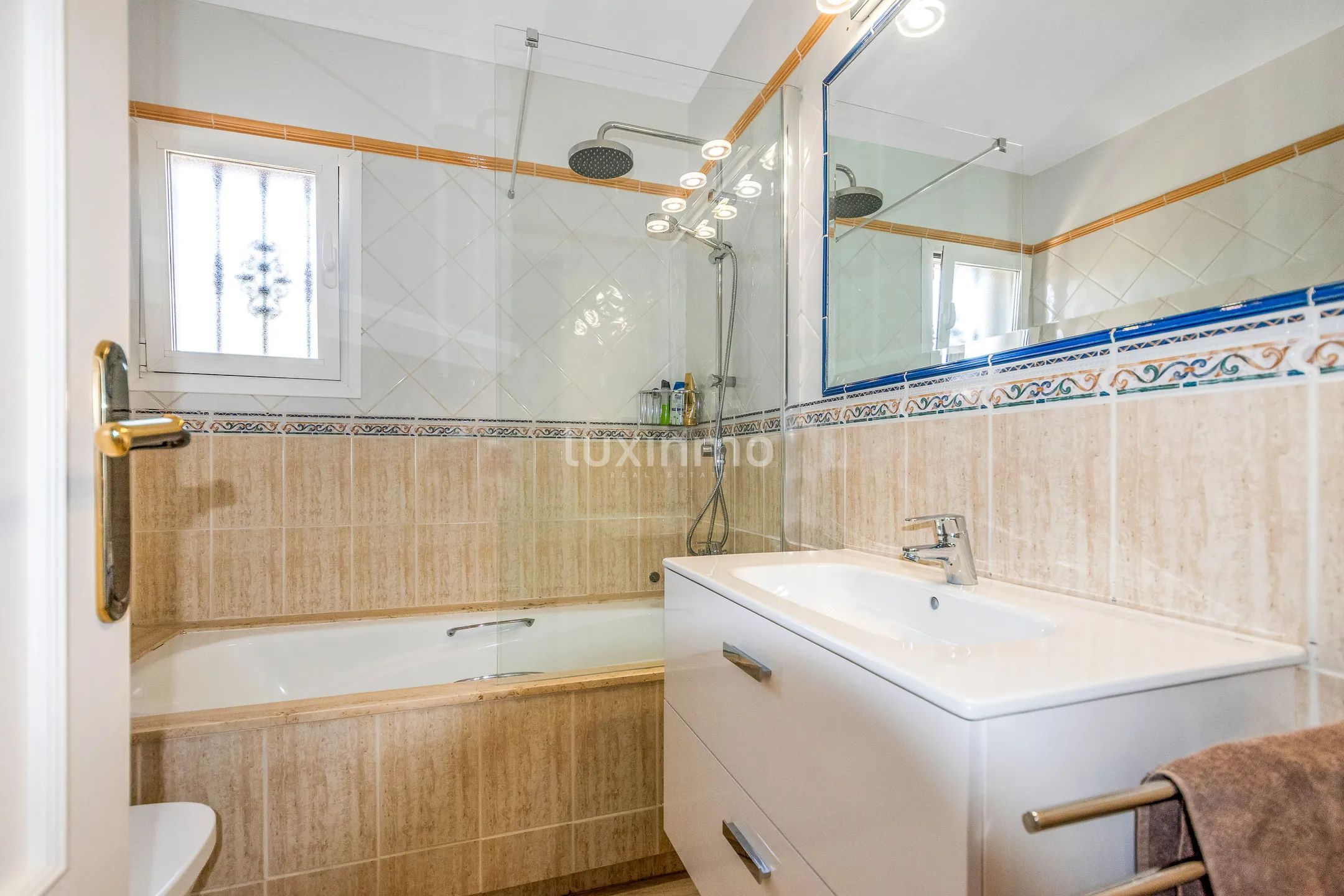 Villa encantadora con piscina en venta en Alfaz — photo 19