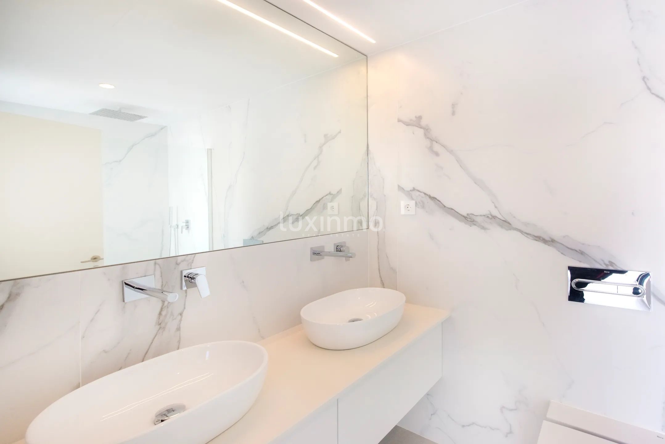 8 отдельно стоящих вилл на продажу в Албире — photo 11