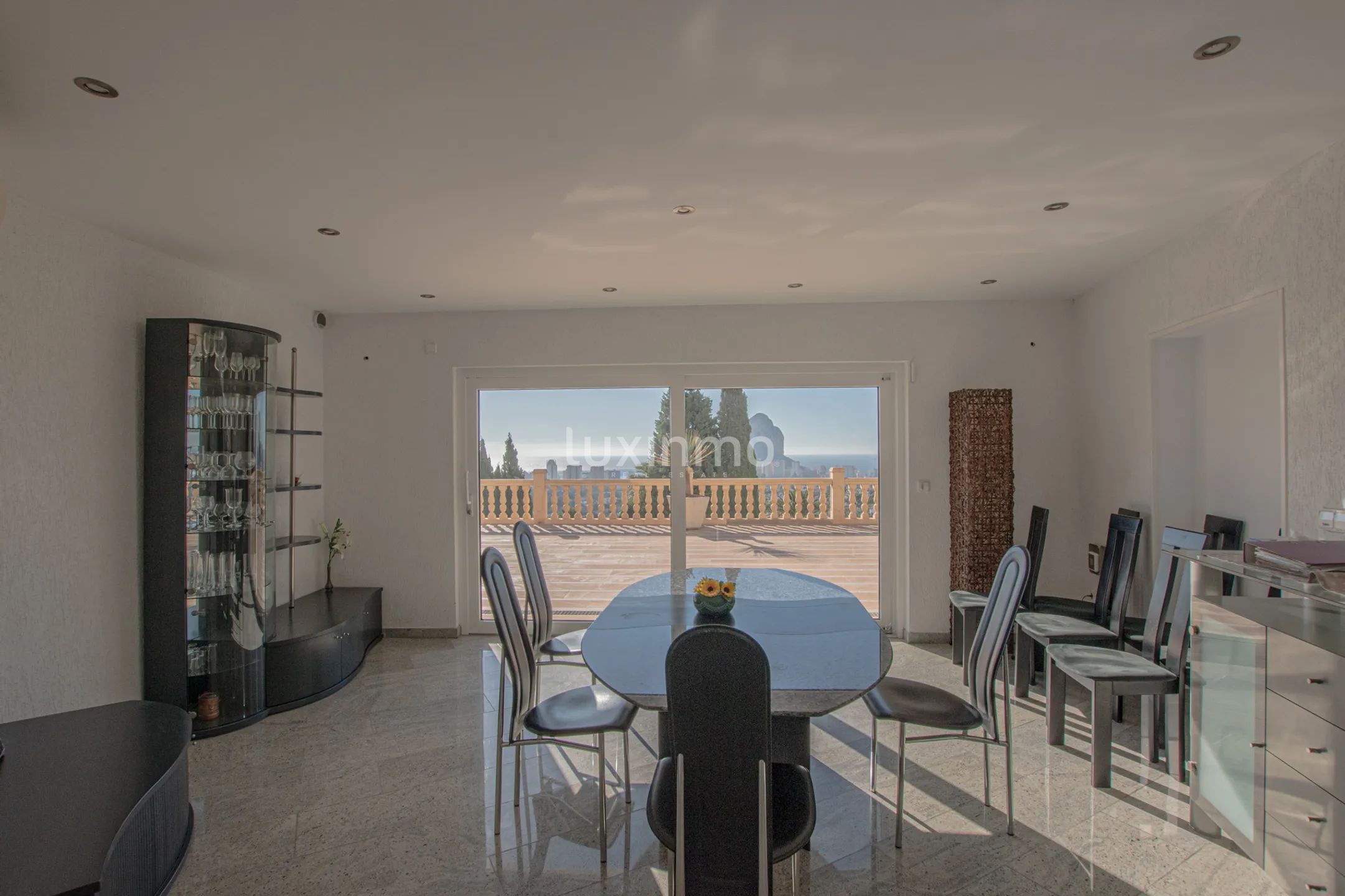 Villa mit atemberaubendem Meer- und Bergblick in Calpe zu verkaufen — photo 12