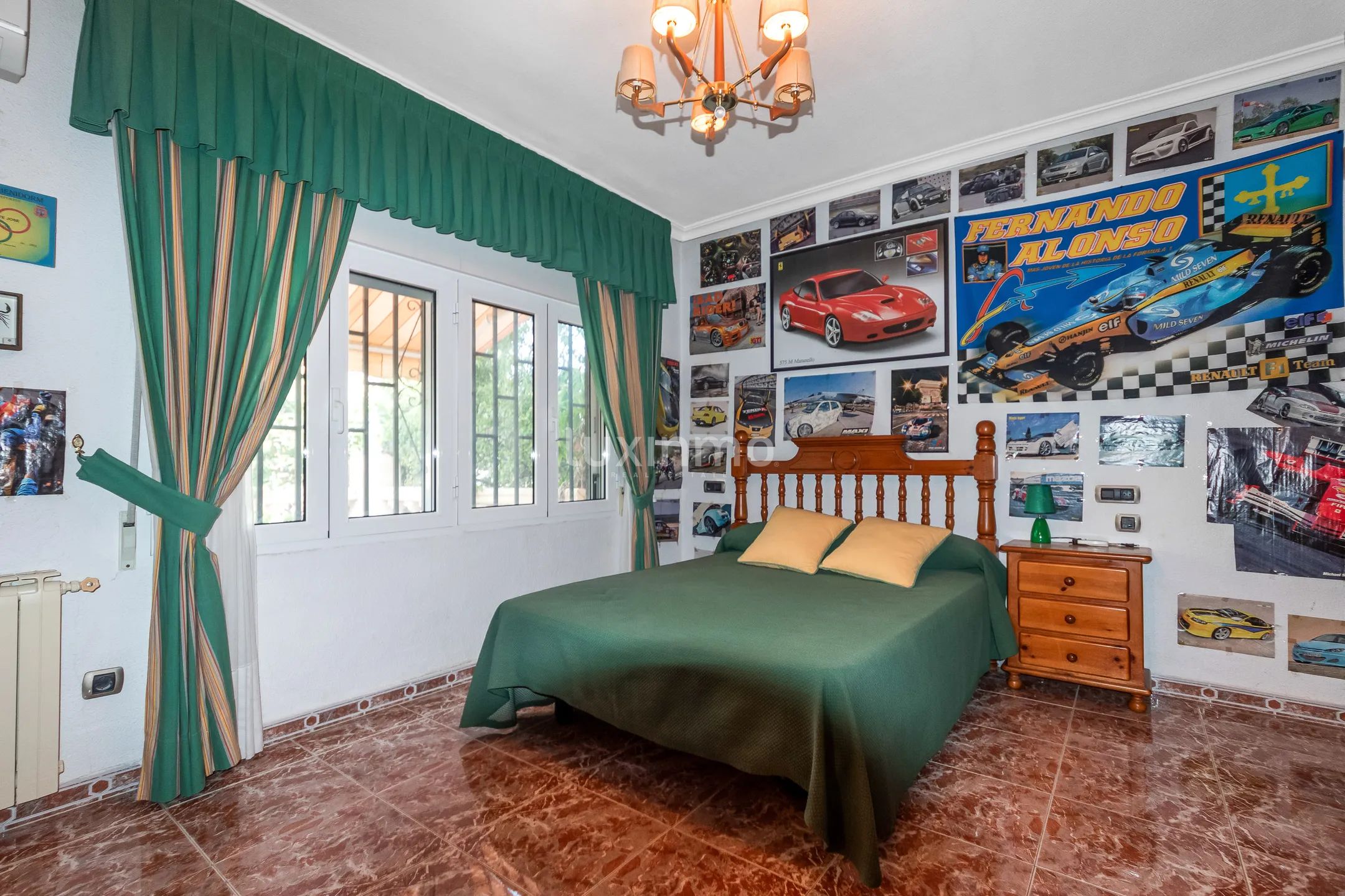 Villa near the centre for sale in Albir — photo 23
