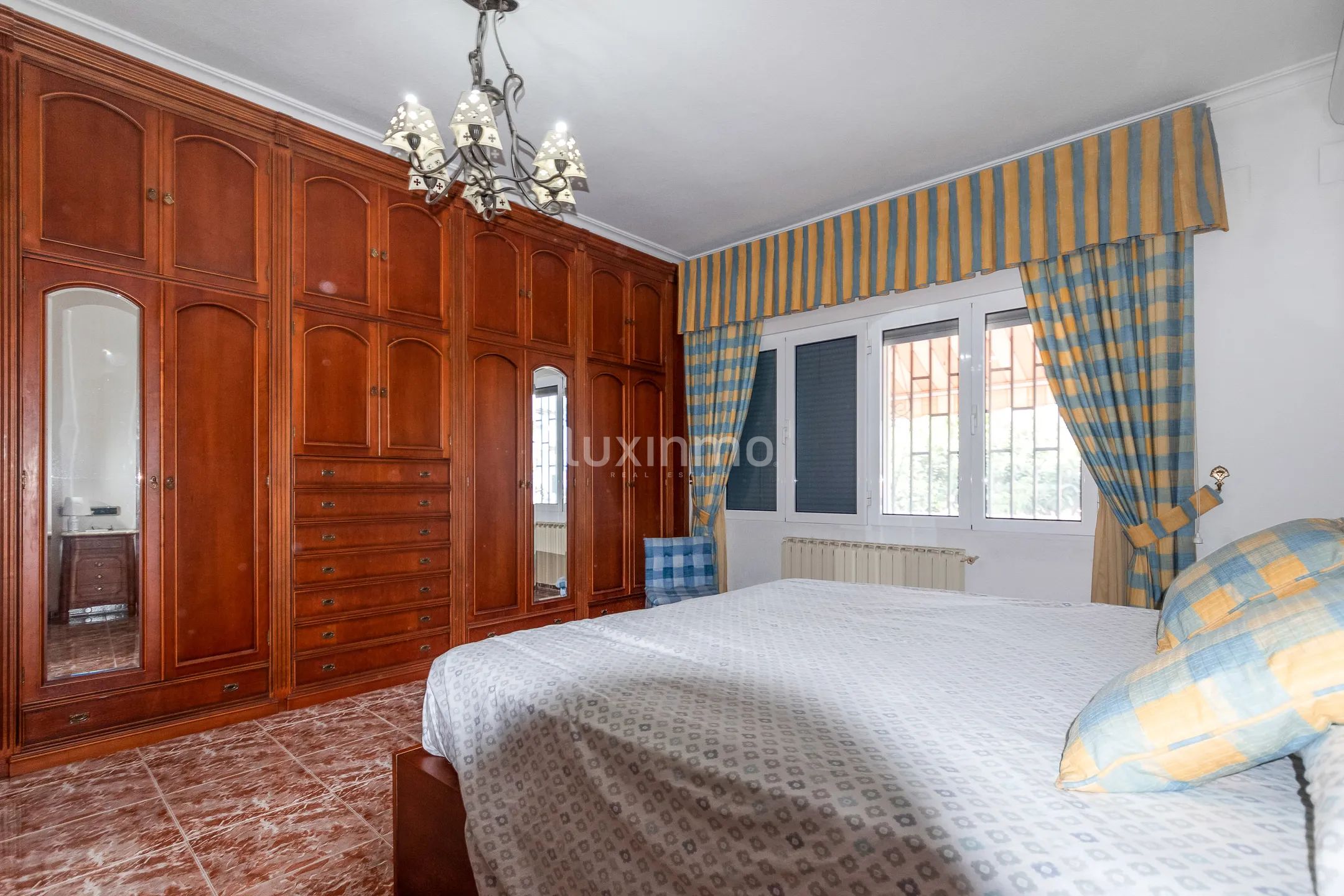 Villa nabij het centrum te koop in Albir — photo 19