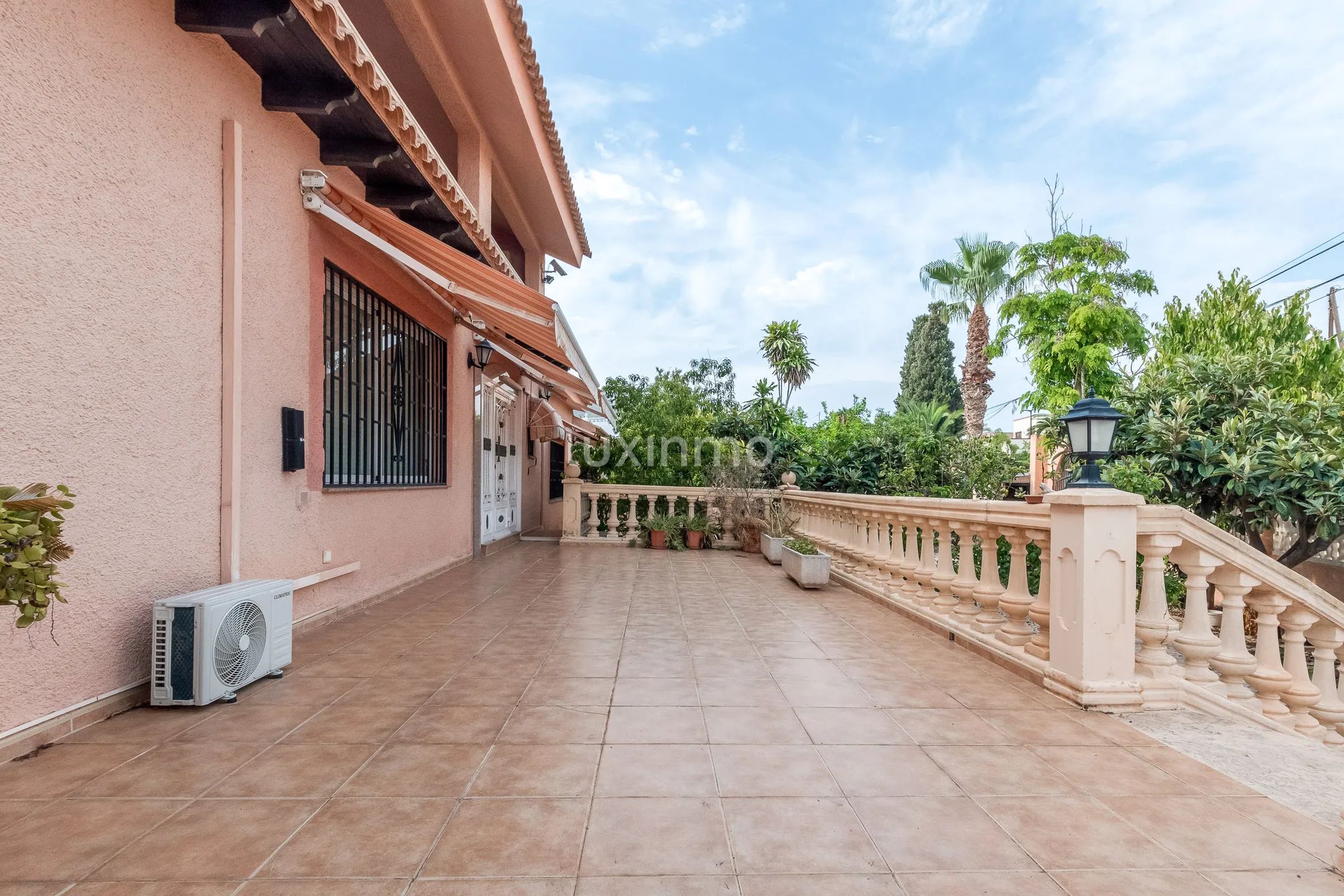 Villa near the centre for sale in Albir — photo 29
