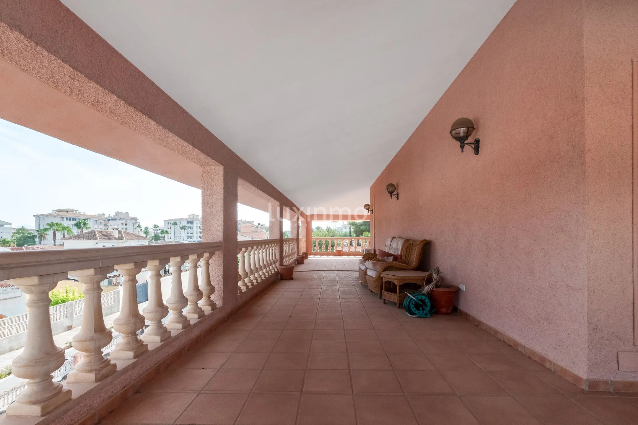 Villa nabij het centrum te koop in Albir — photo 12