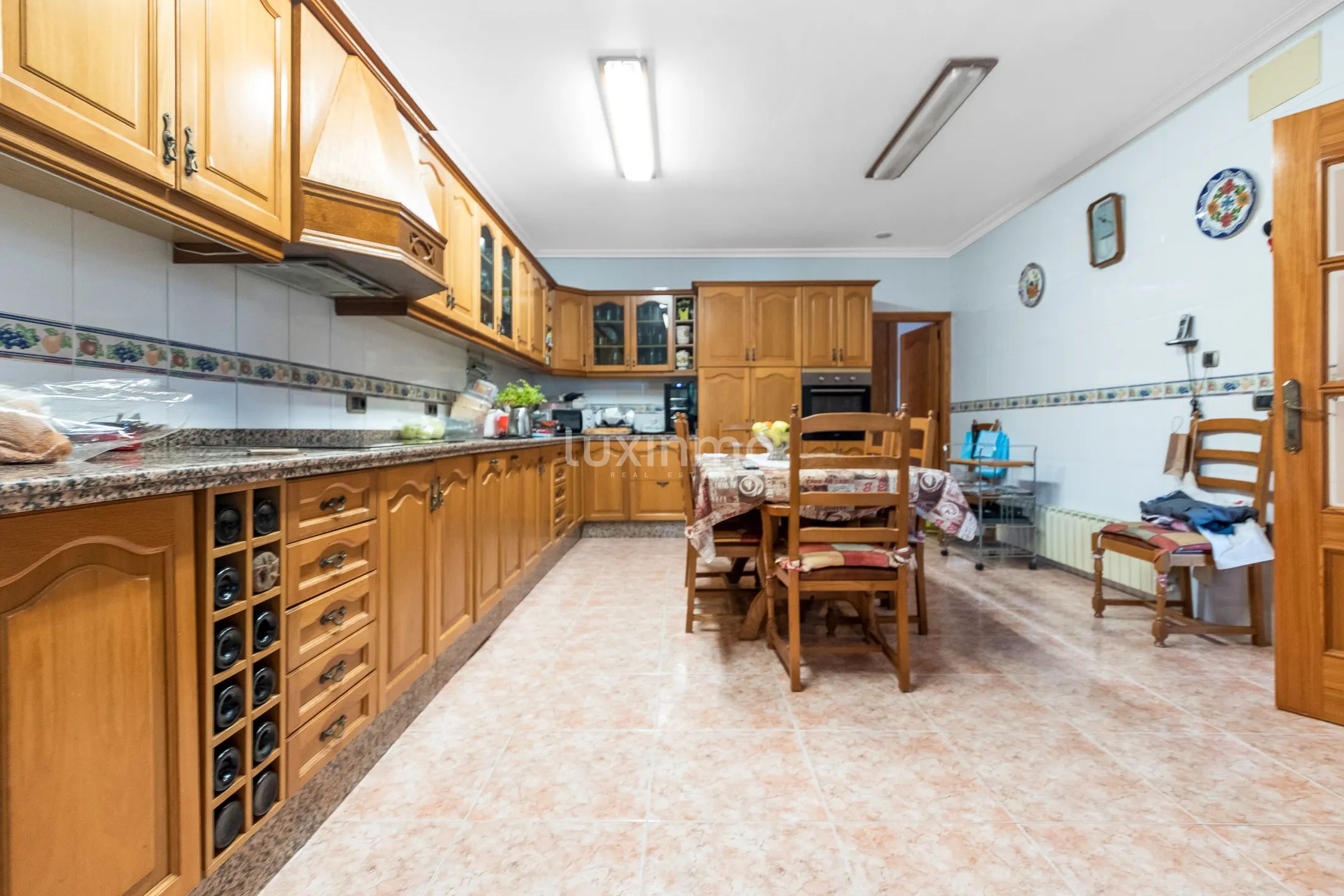 Villa near the centre for sale in Albir — photo 17