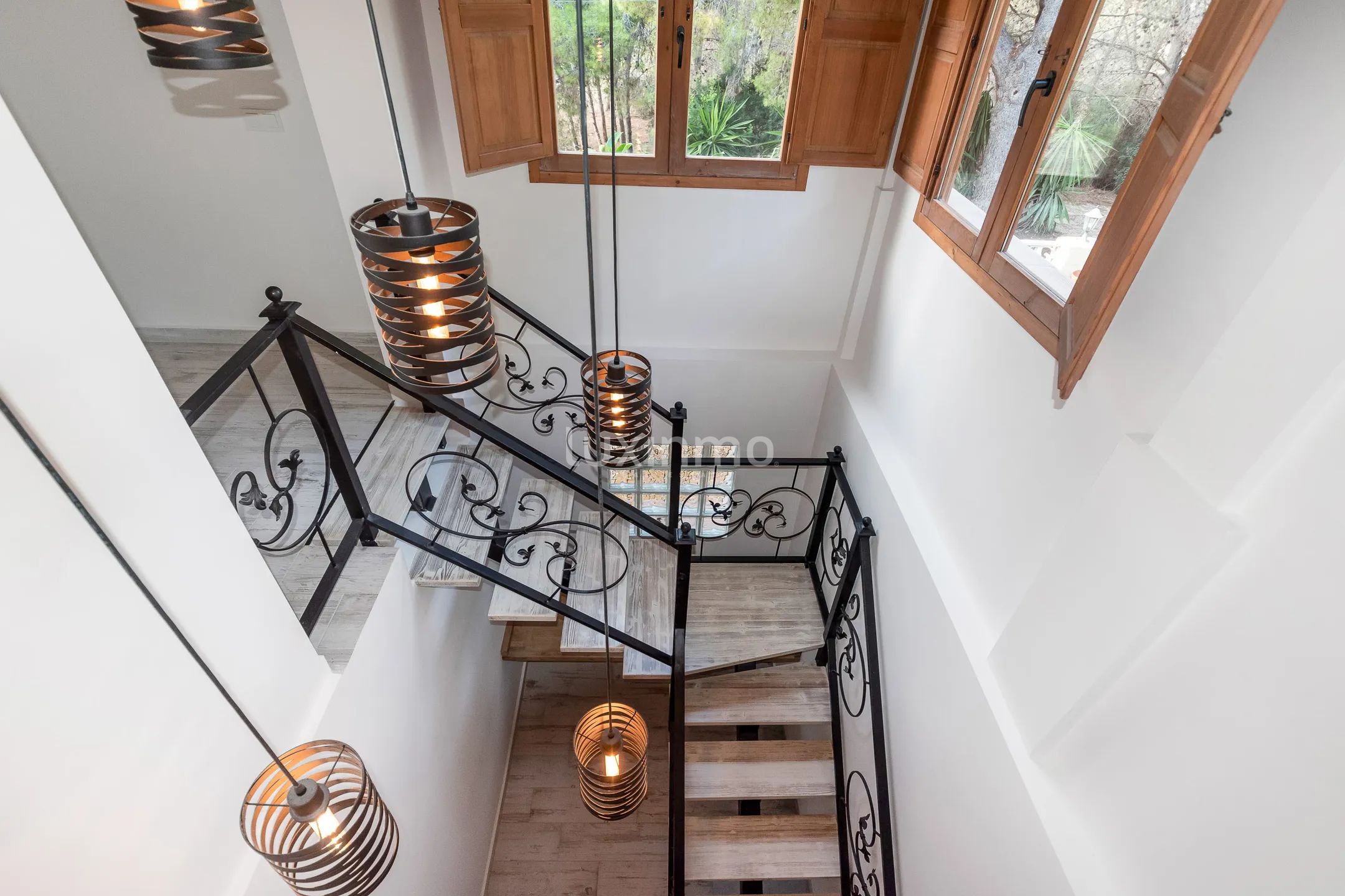 Beautiful villa with swimming pool for rent in Albir — photo 11