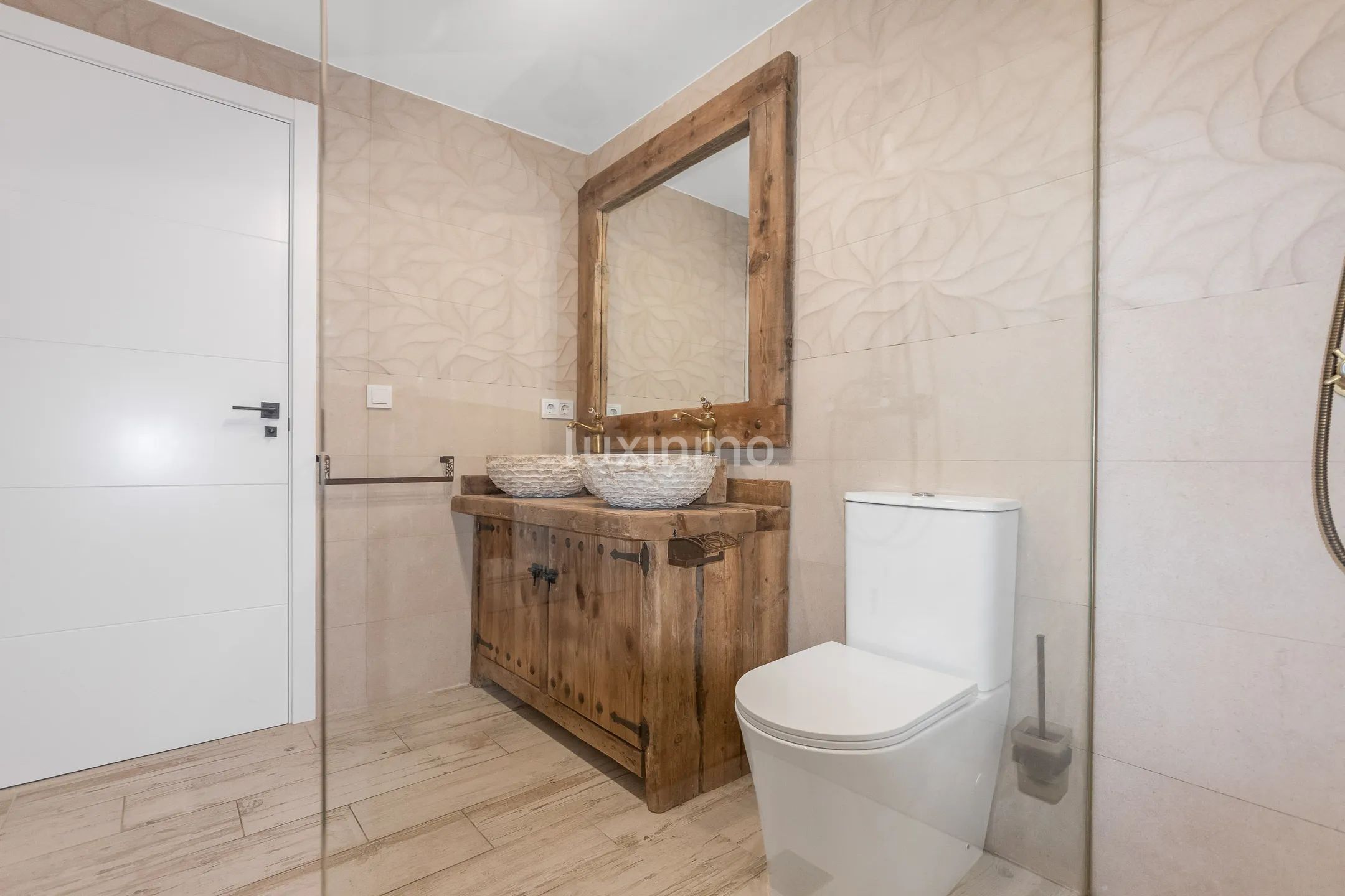 Beautiful villa with swimming pool for rent in Albir — photo 21