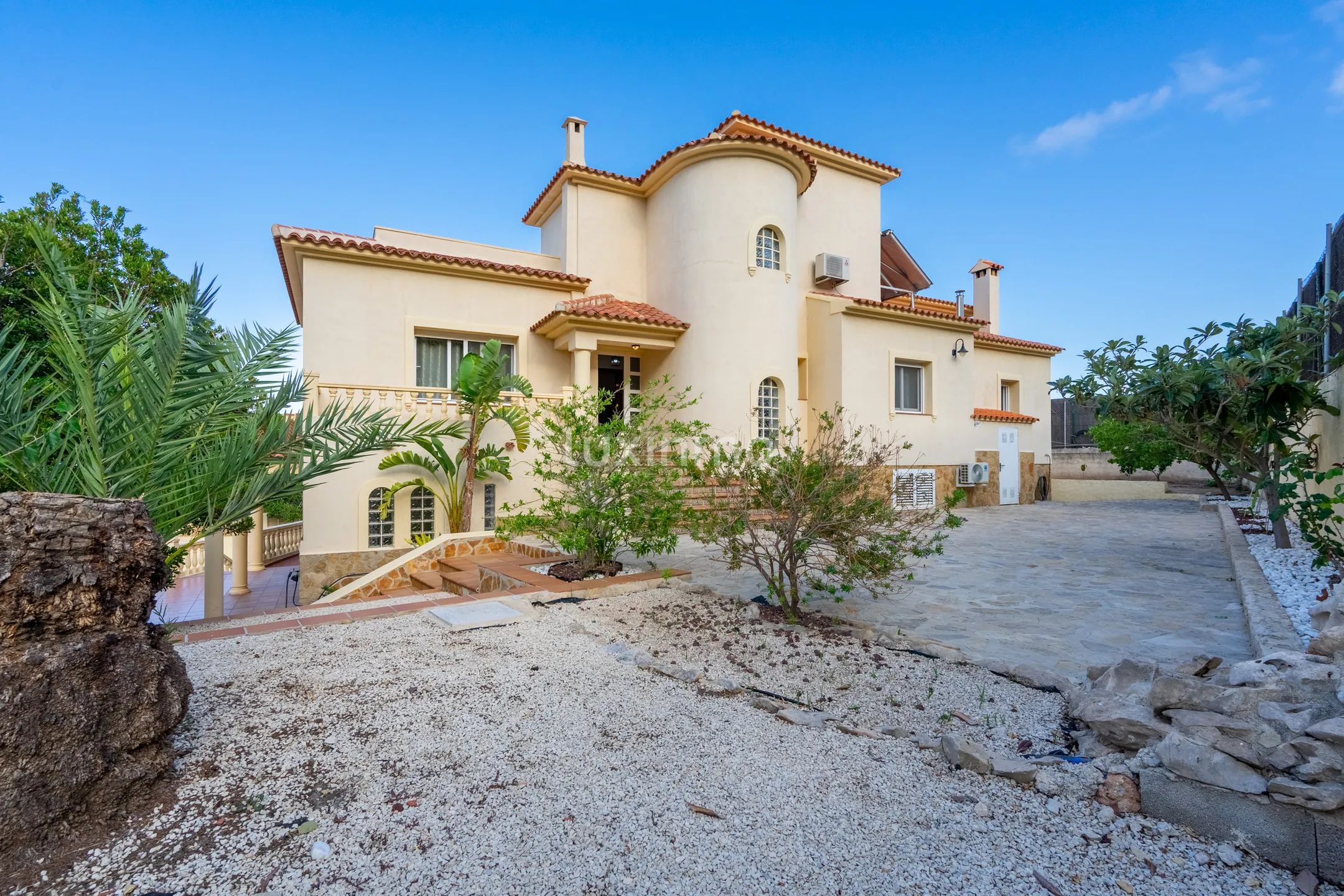 Villa mediterránea con vistas al mar y a la montaña en Calpe — photo 2