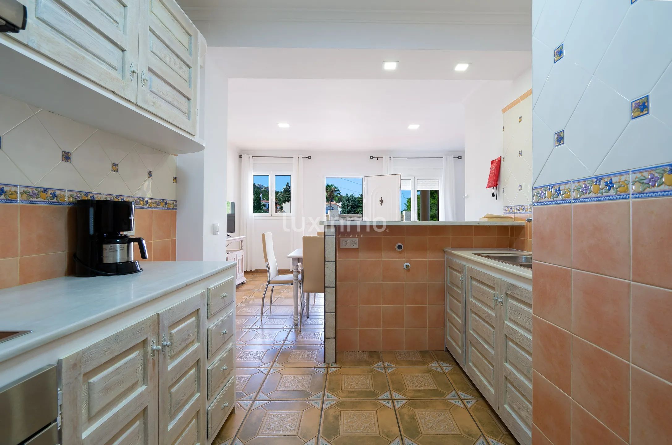 Средиземноморская вилла с видом на море и горы в Кальпе — photo 27