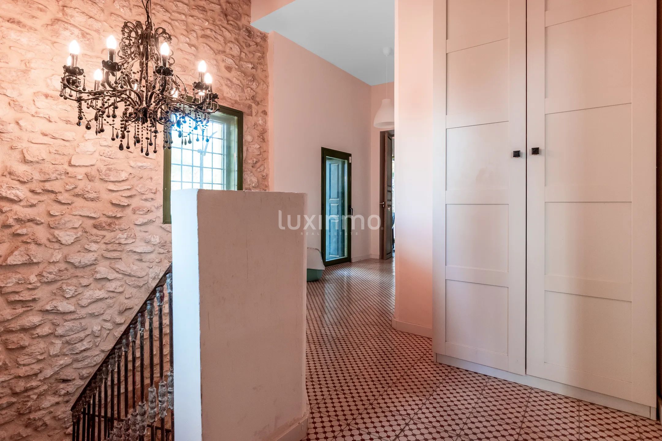 Очаровательная историческая финка с 6 спальнями в Аликанте — photo 29