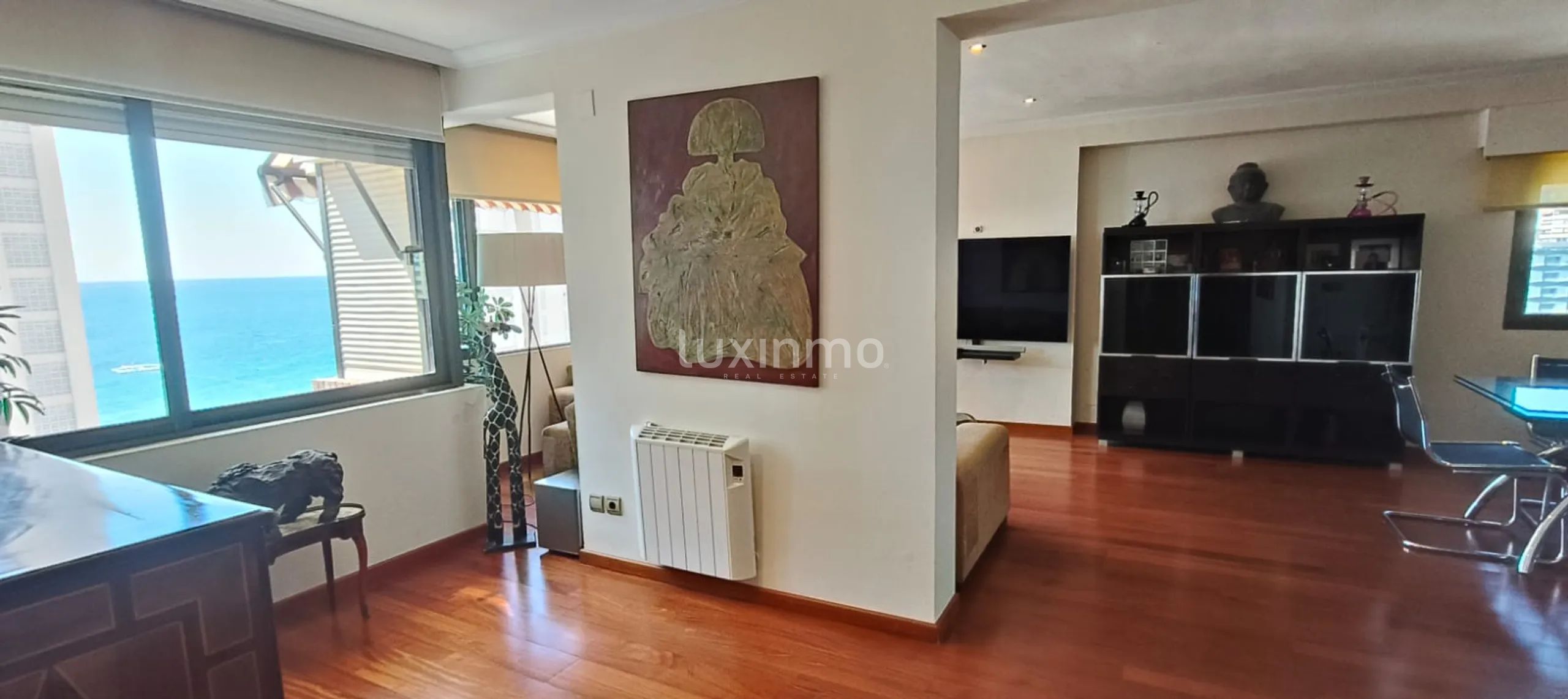 Magnificent 220m2 apartment second line of Levante Beach Benidorm — photo 8