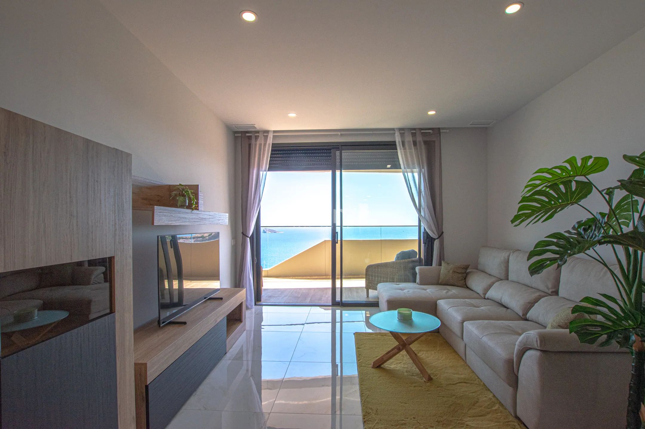 Flat with sea view for rent in Benidorm Beach — photo 9