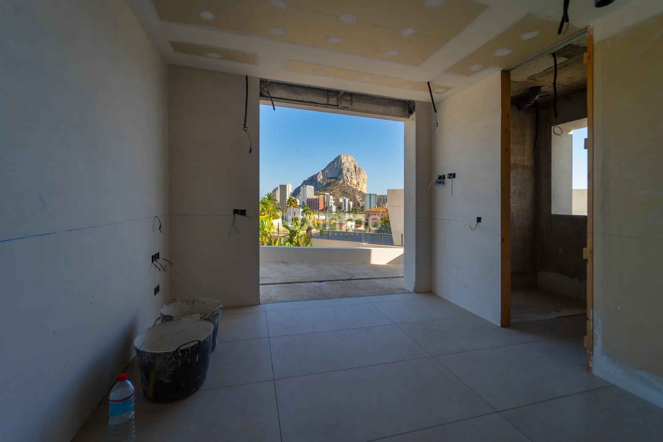 Villa in der besten Gegend von Calpe, 15 Gehminuten vom Strand Arenal entfernt — photo 12