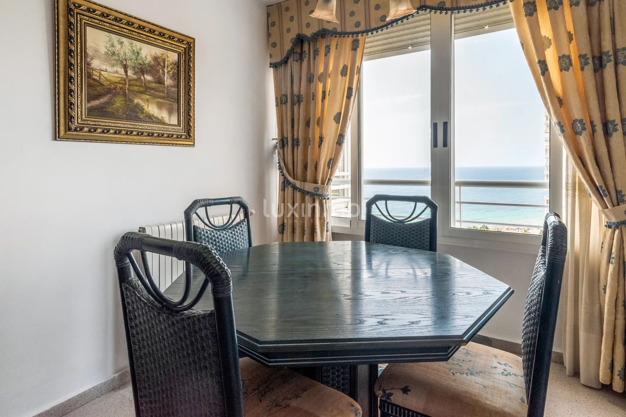 Apartment with sea views for rent  in Playa de Poniente — photo 8