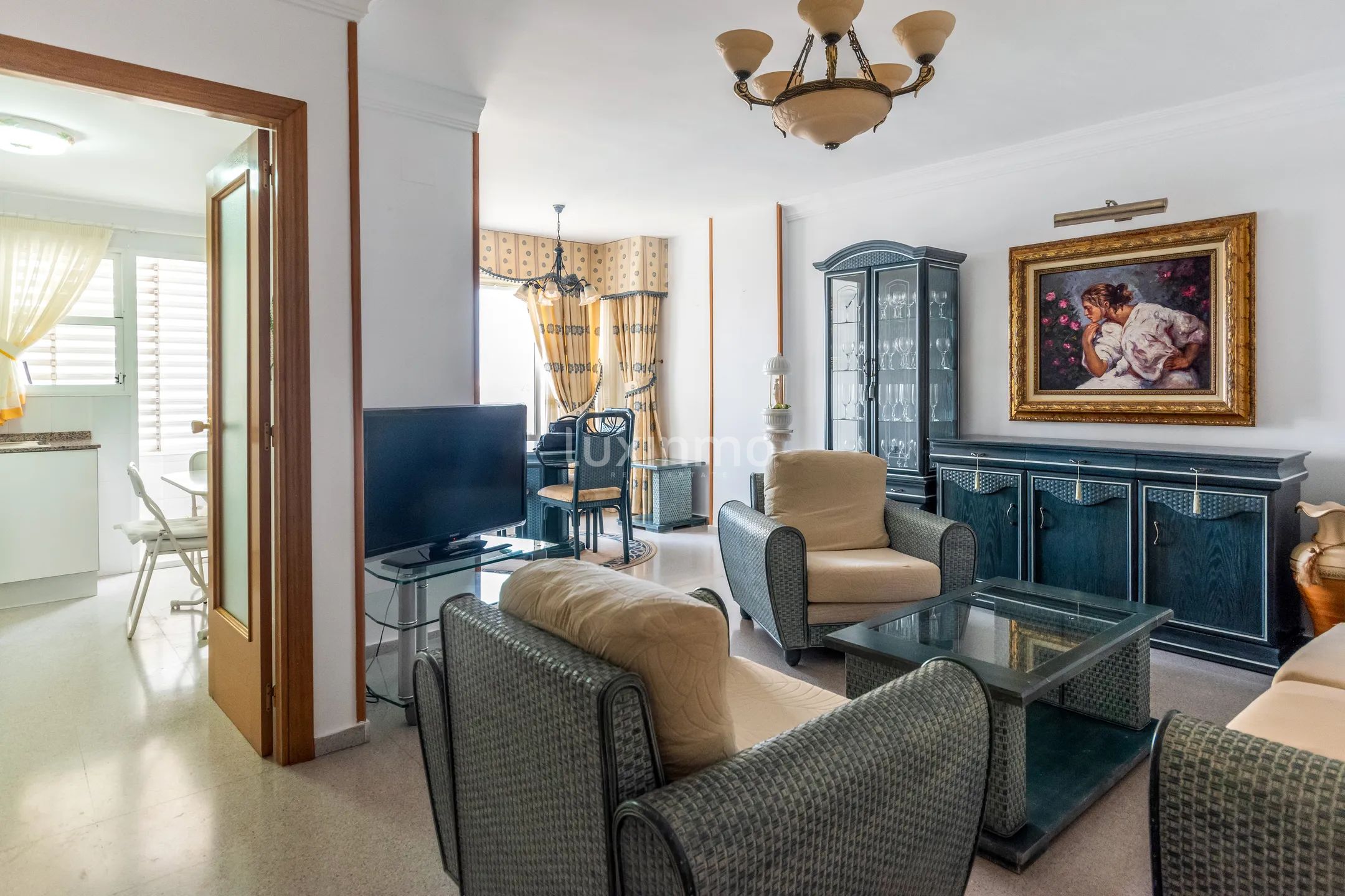 Apartment with sea views for rent in Playa de Poniente — photo 2