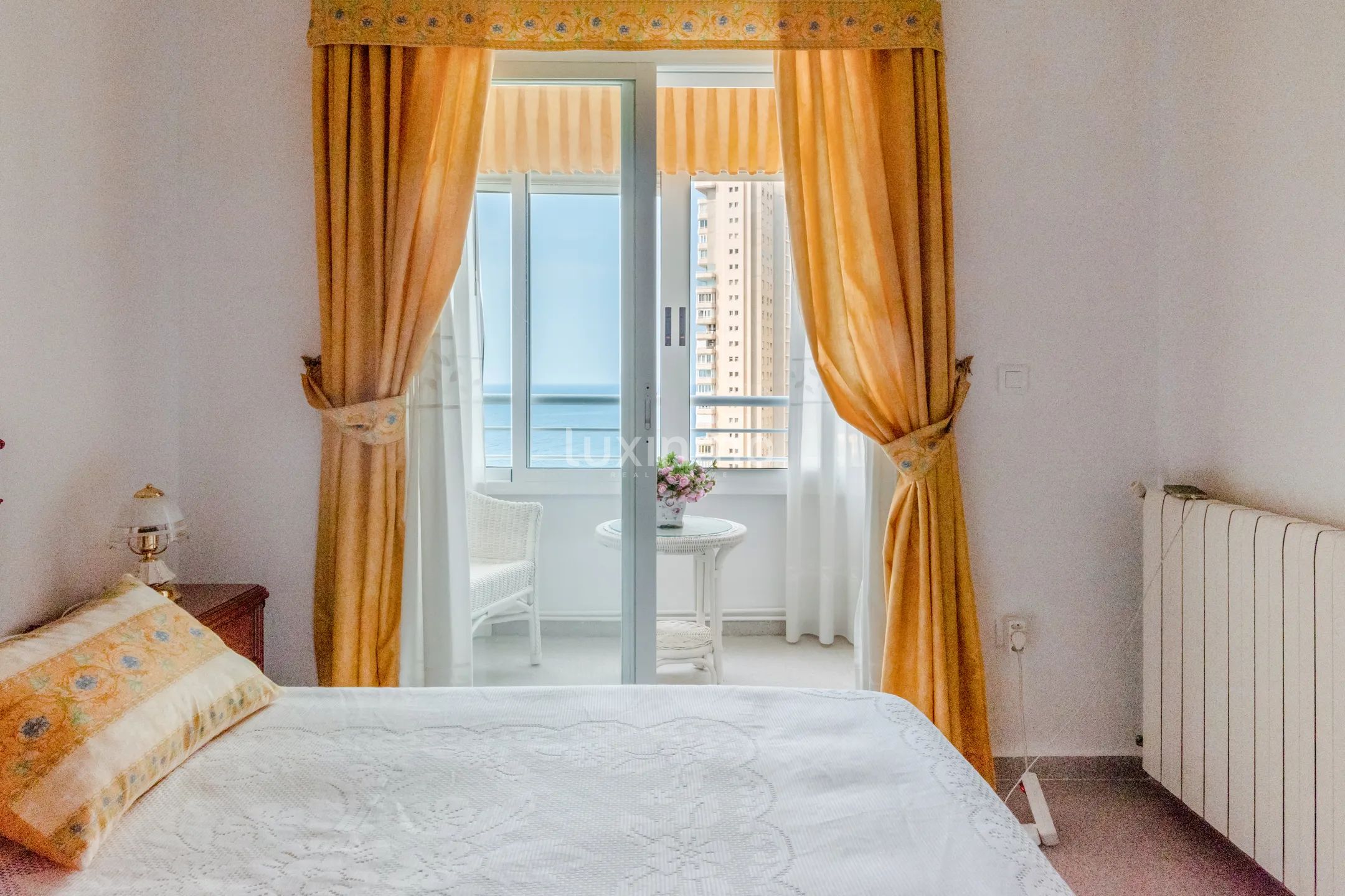 Apartment with sea views for rent  in Playa de Poniente — photo 16