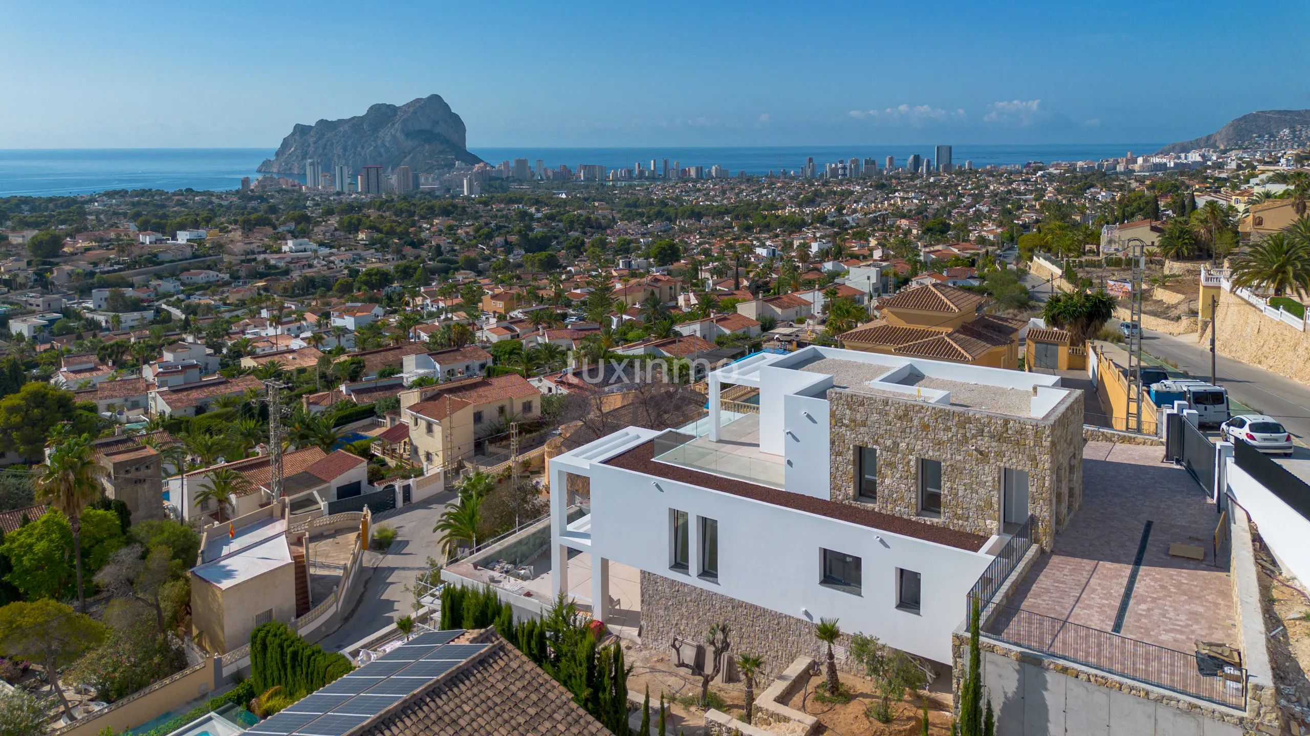 Detached house with sea views in Calpe — photo 2
