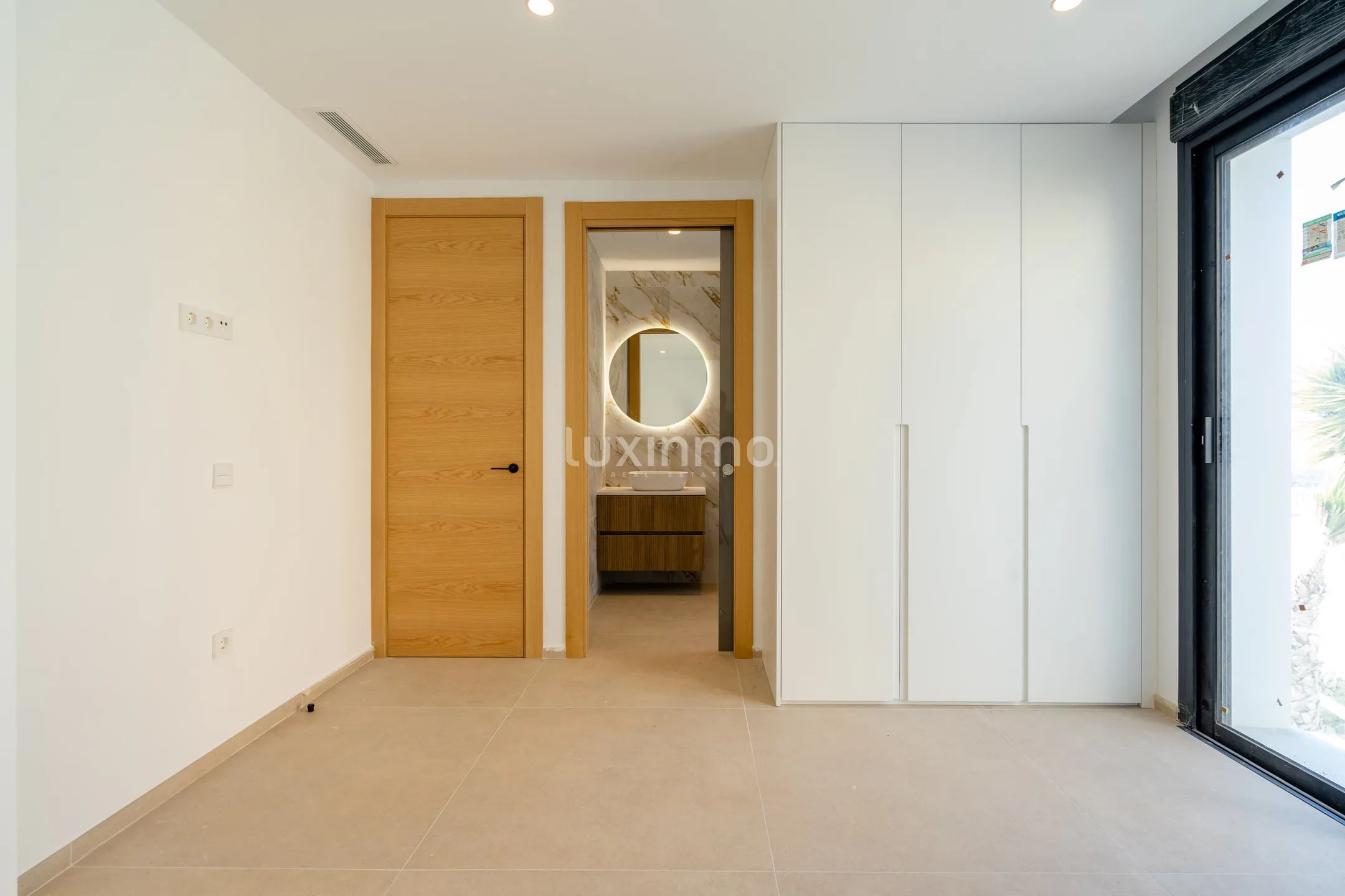 Detached house with sea views in Calpe — photo 10