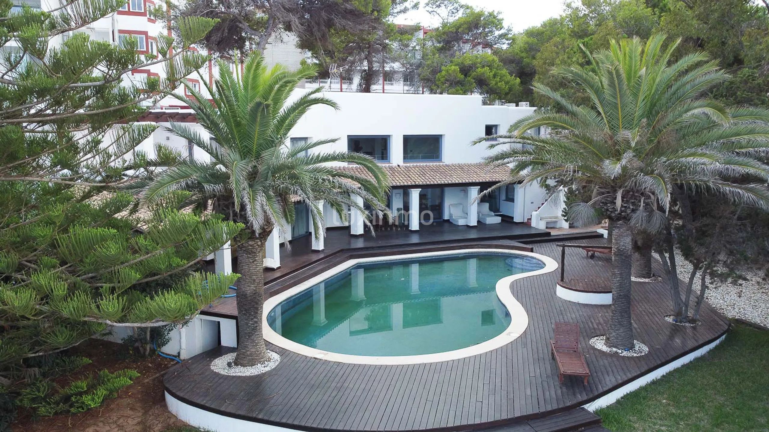 First line villa with sea views — photo 2