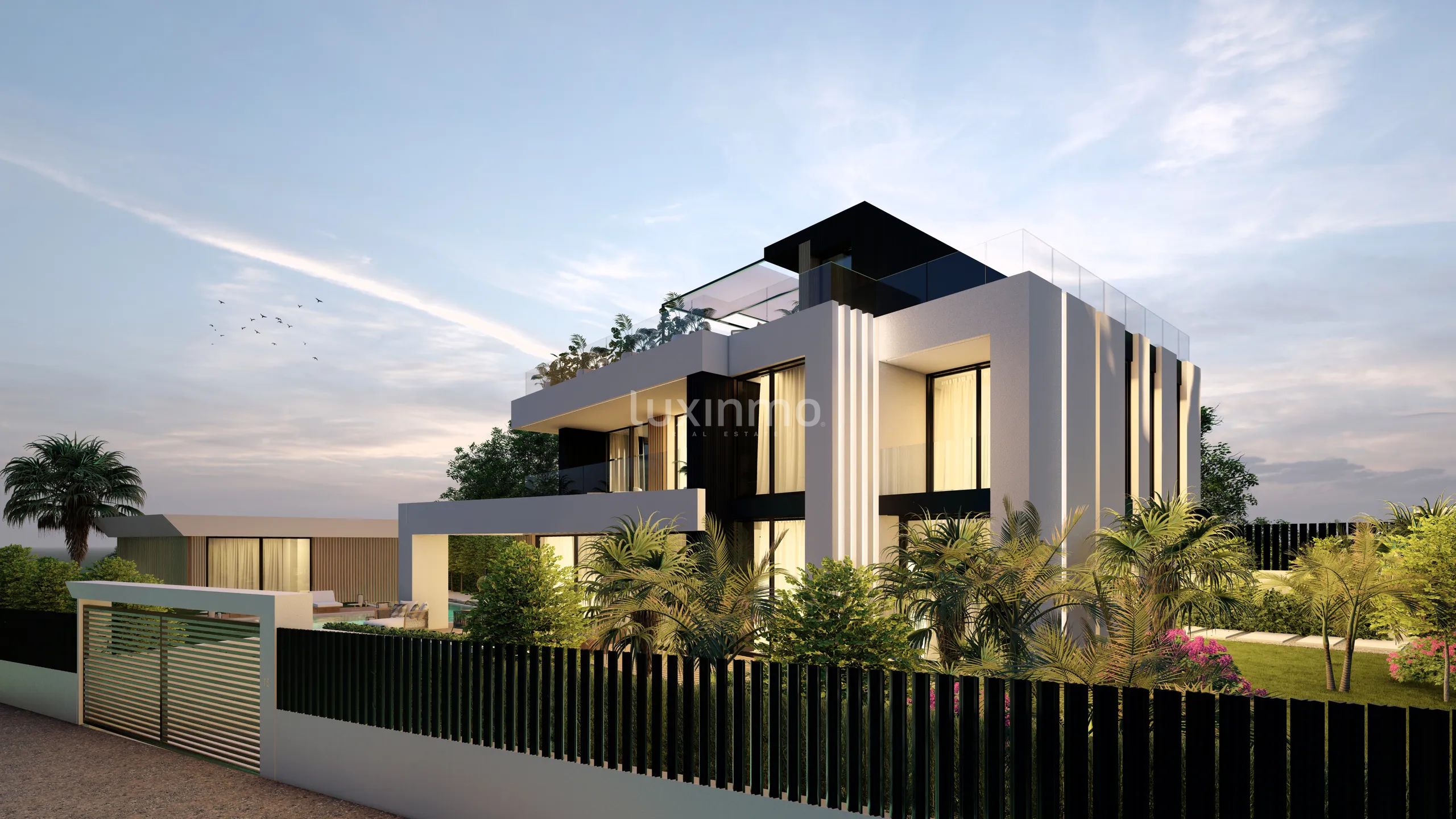 Luxurious modern sea view villa in Cap Martinet — photo 2