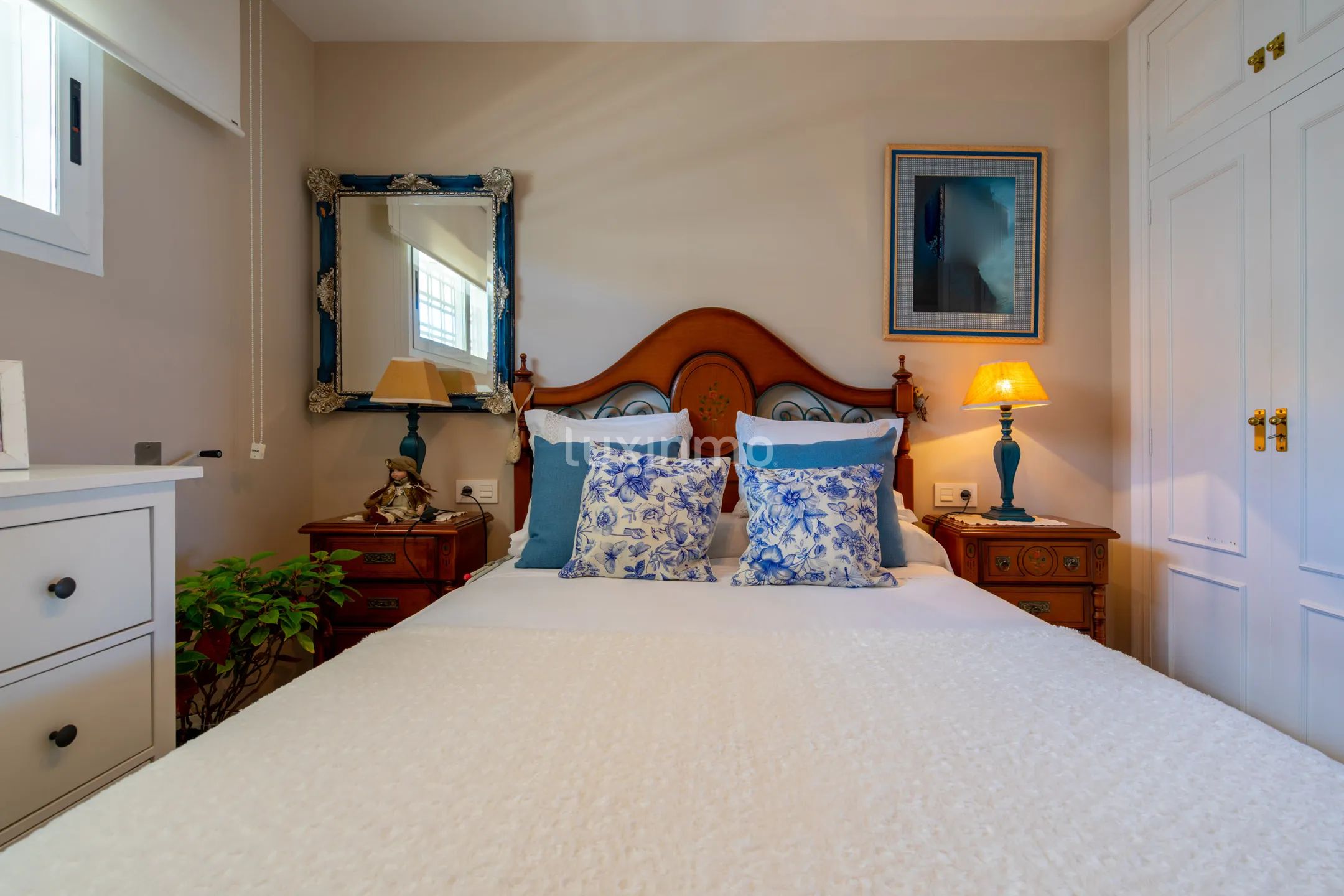 Apartment with sea views on the beachfront in Cap Negret, Altea — photo 20