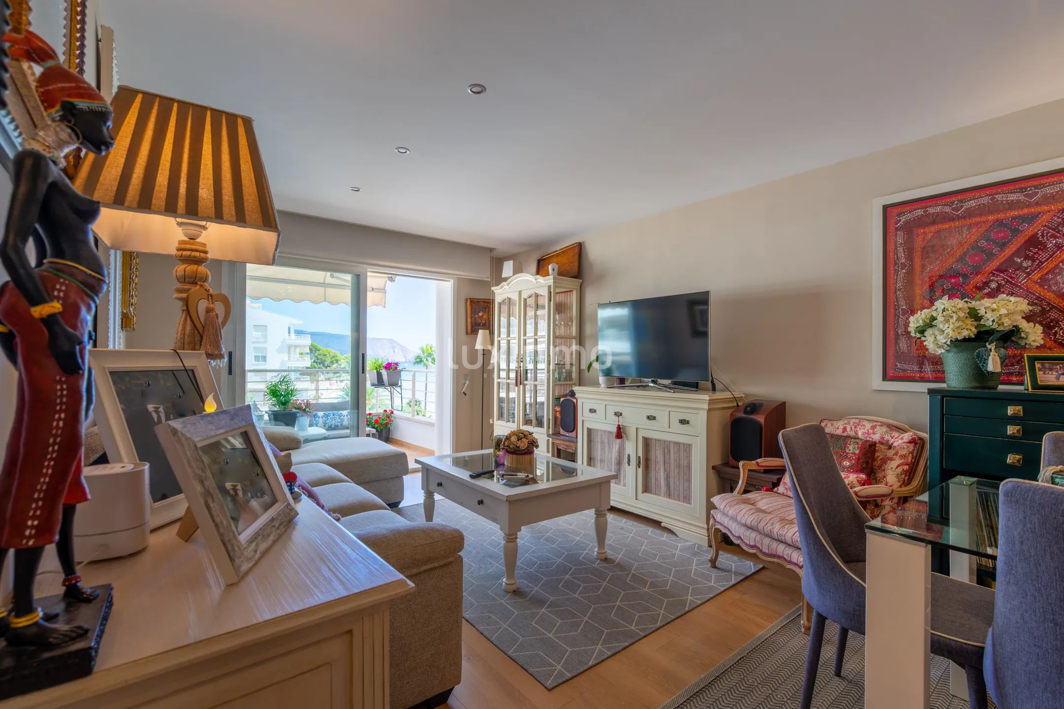 Apartment with sea views on the beachfront in Cap Negret, Altea — photo 11