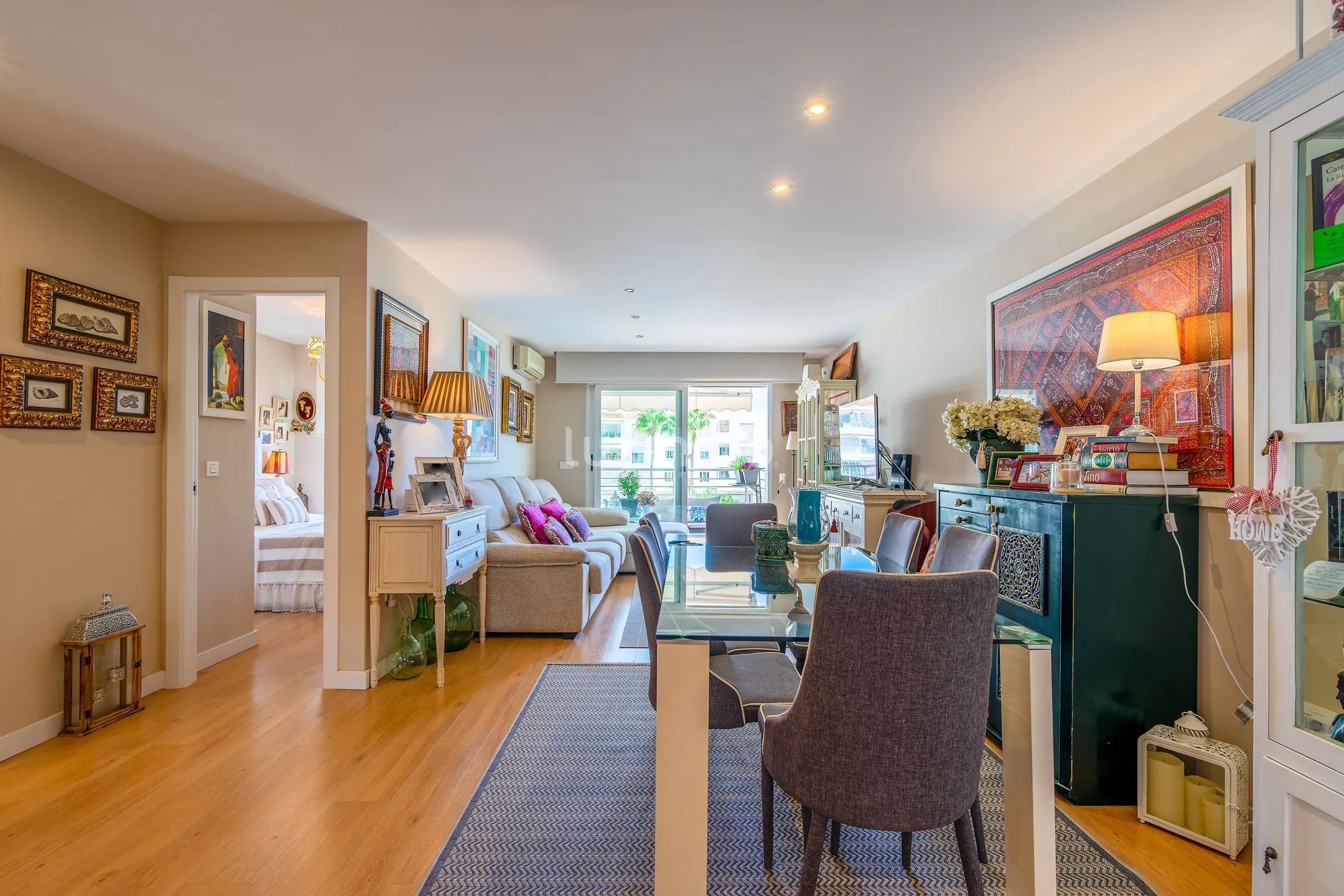 Apartment with sea views on the beachfront in Cap Negret, Altea — photo 10