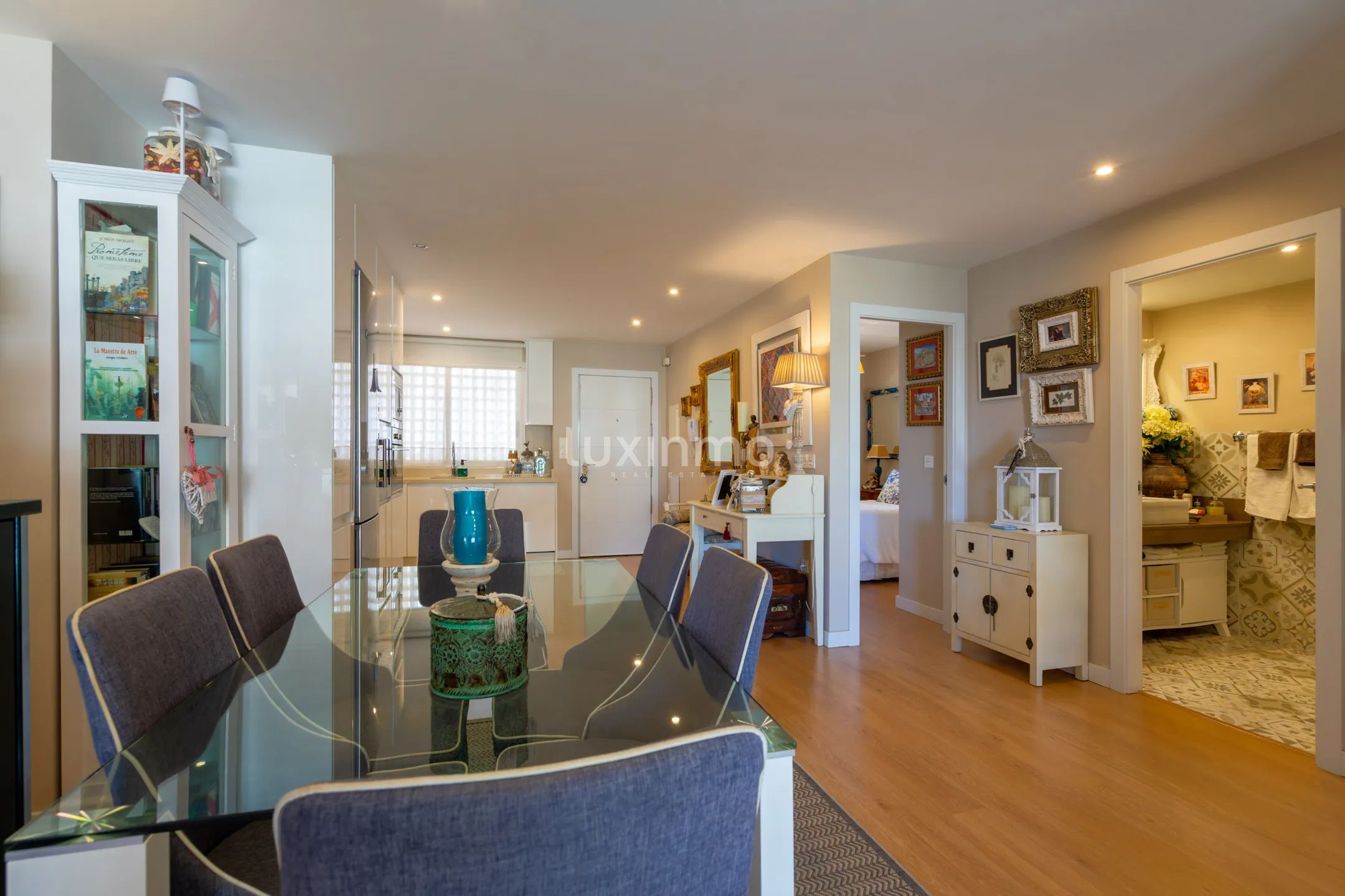 Apartment with sea views on the beachfront in Cap Negret, Altea — photo 15