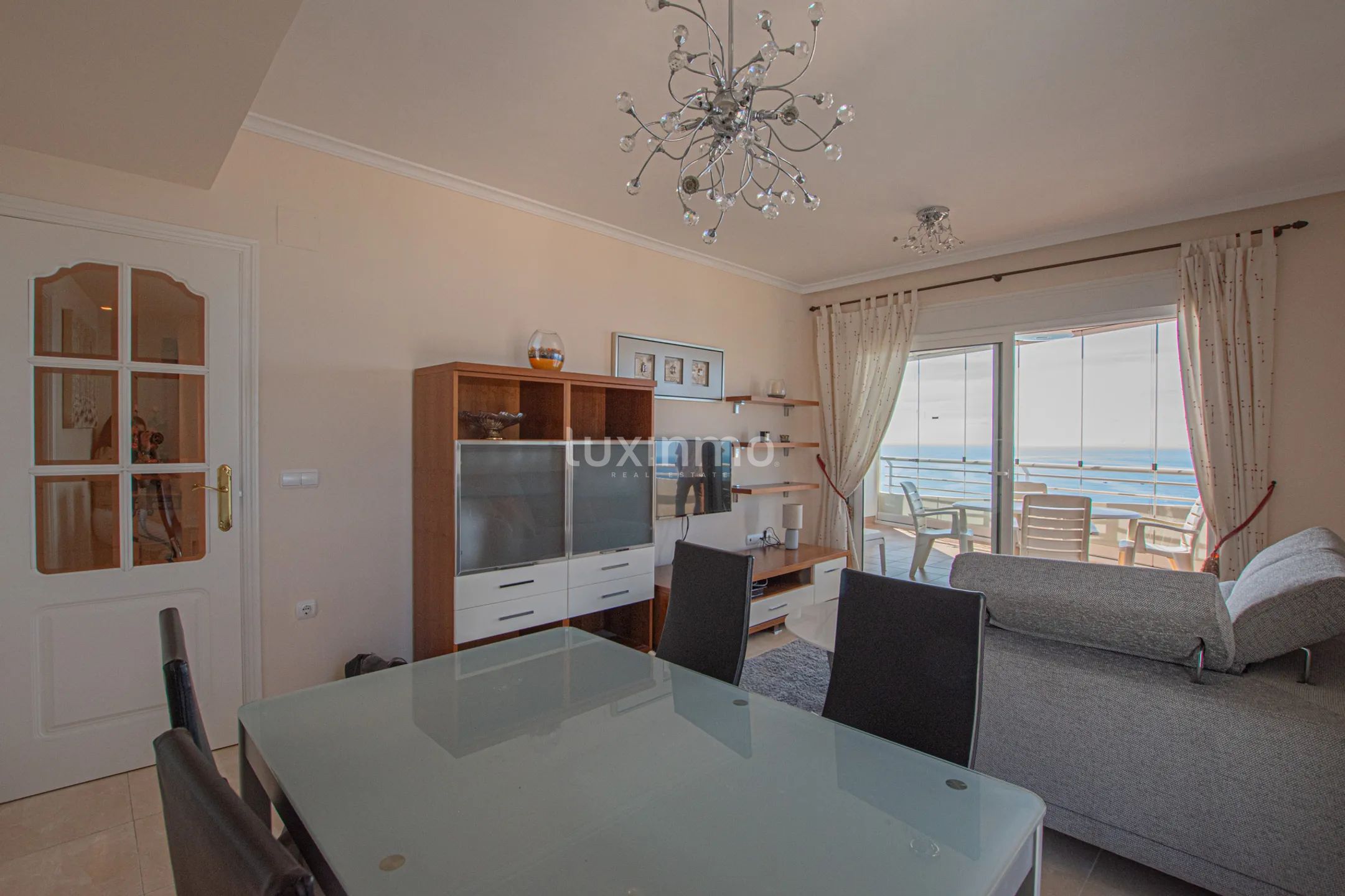 Piso con vistas al mar en alquiler en Calpe — photo 11