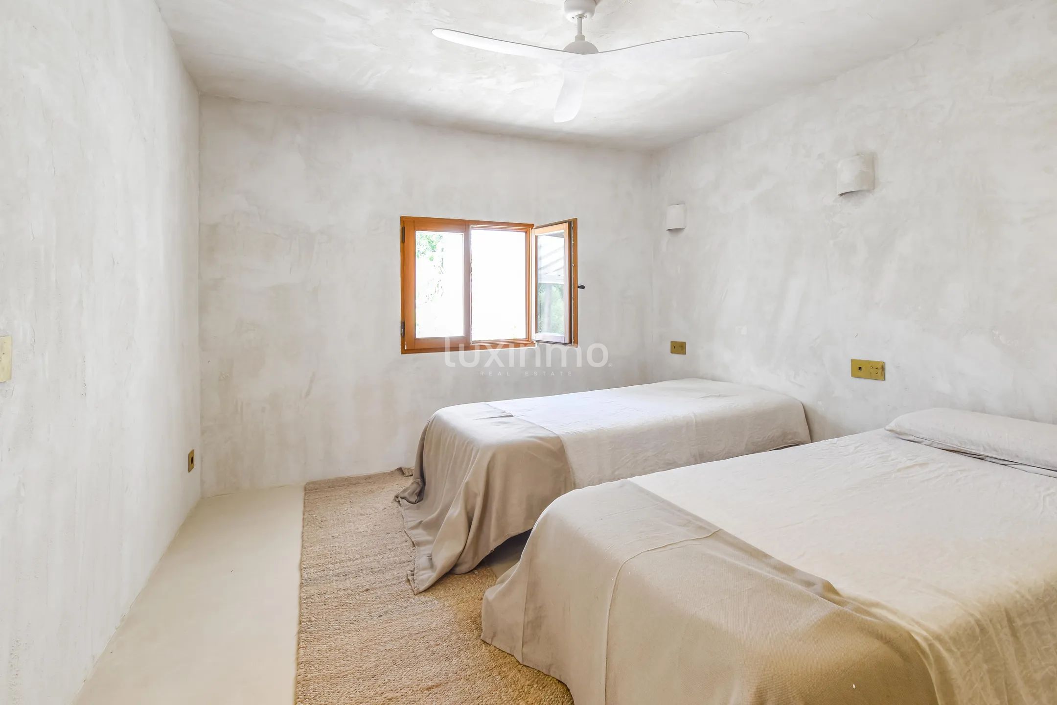 Charmante finca met 4 slaapkamers in Can Tomas — photo 20