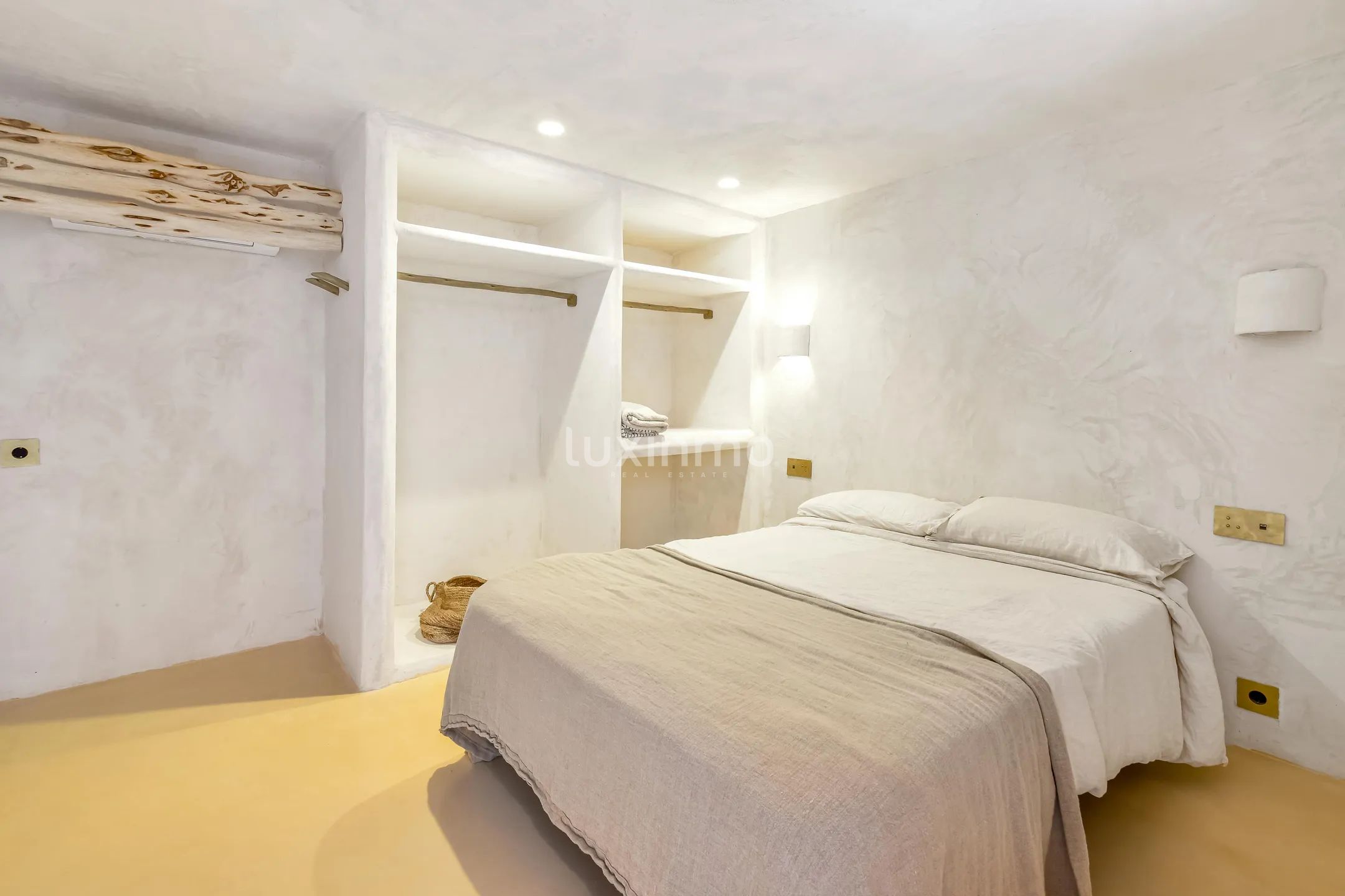 Charmante finca met 4 slaapkamers in Can Tomas — photo 21