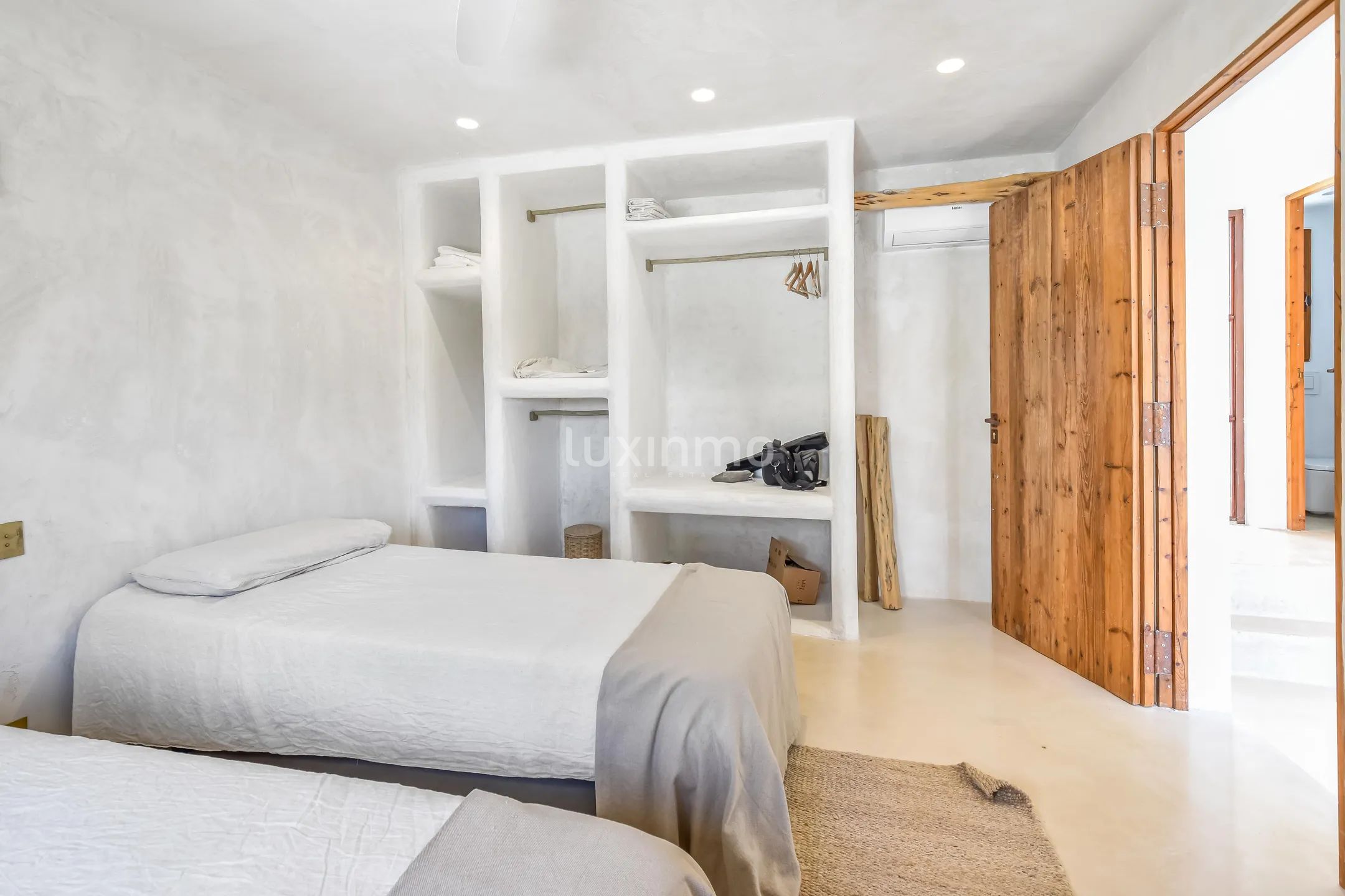 Charmante finca met 4 slaapkamers in Can Tomas — photo 18