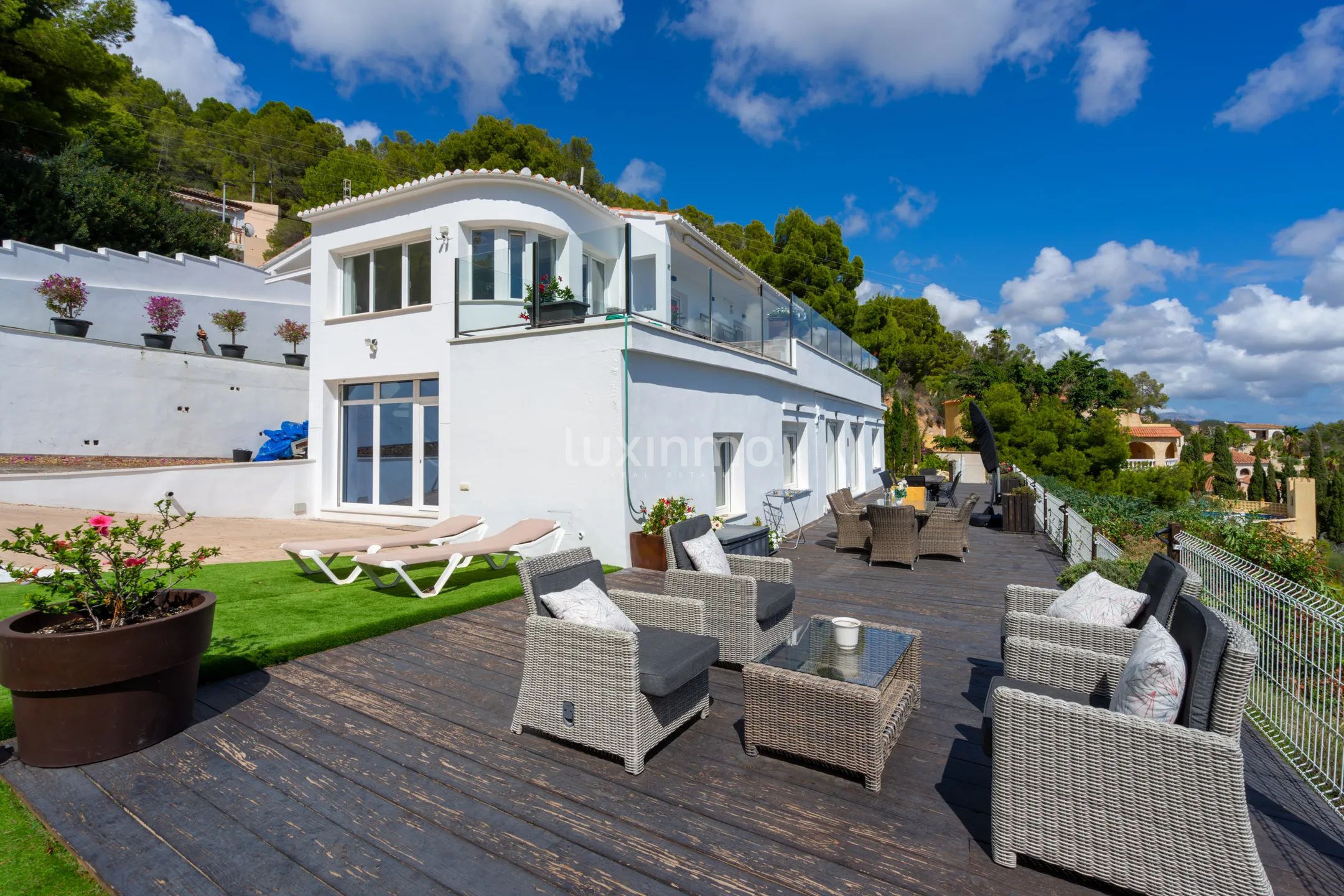 Villa with panoramic sea views and privacy in Oltamar, Calpe