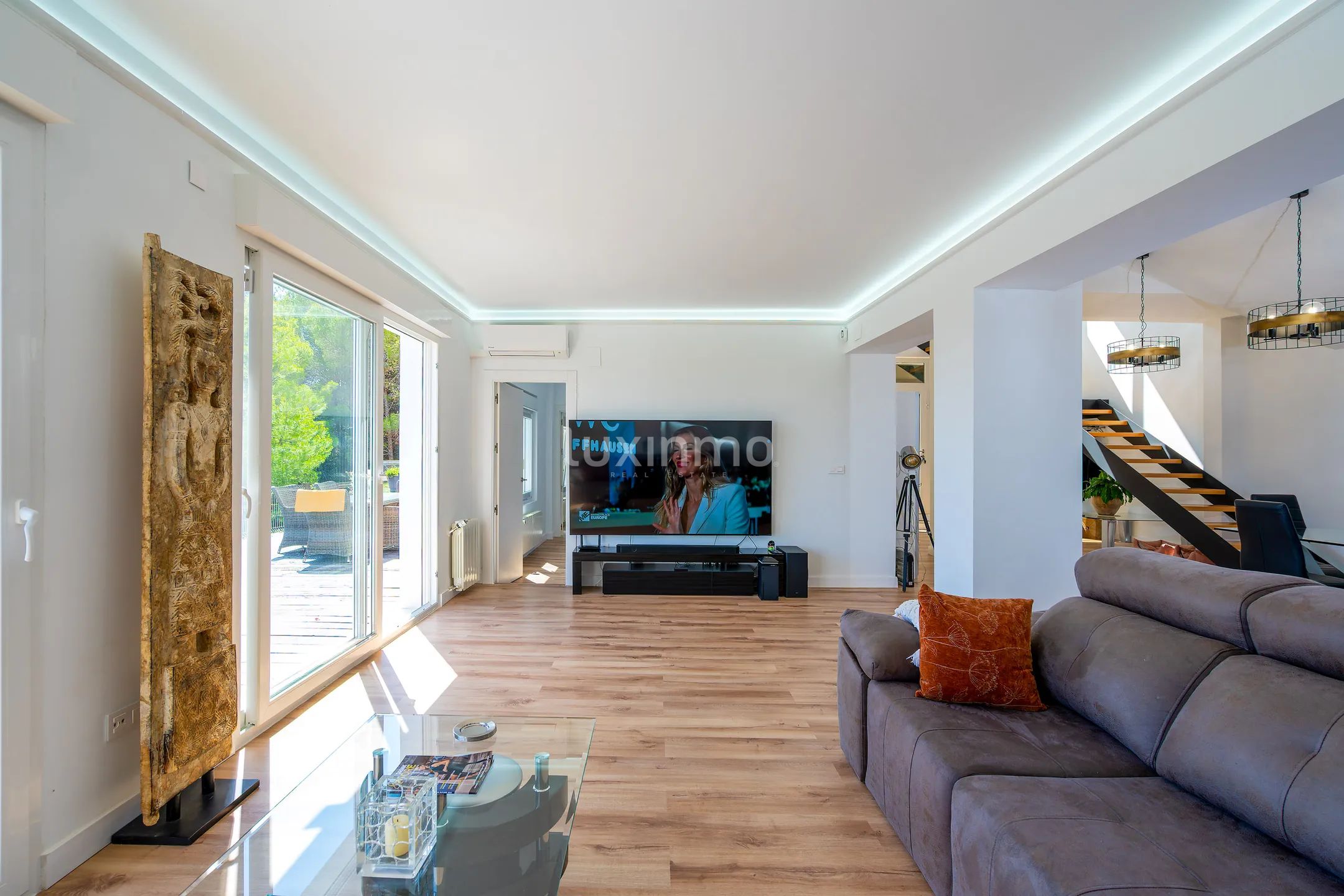 Villa with panoramic sea views and privacy in Oltamar, Calpe — photo 4