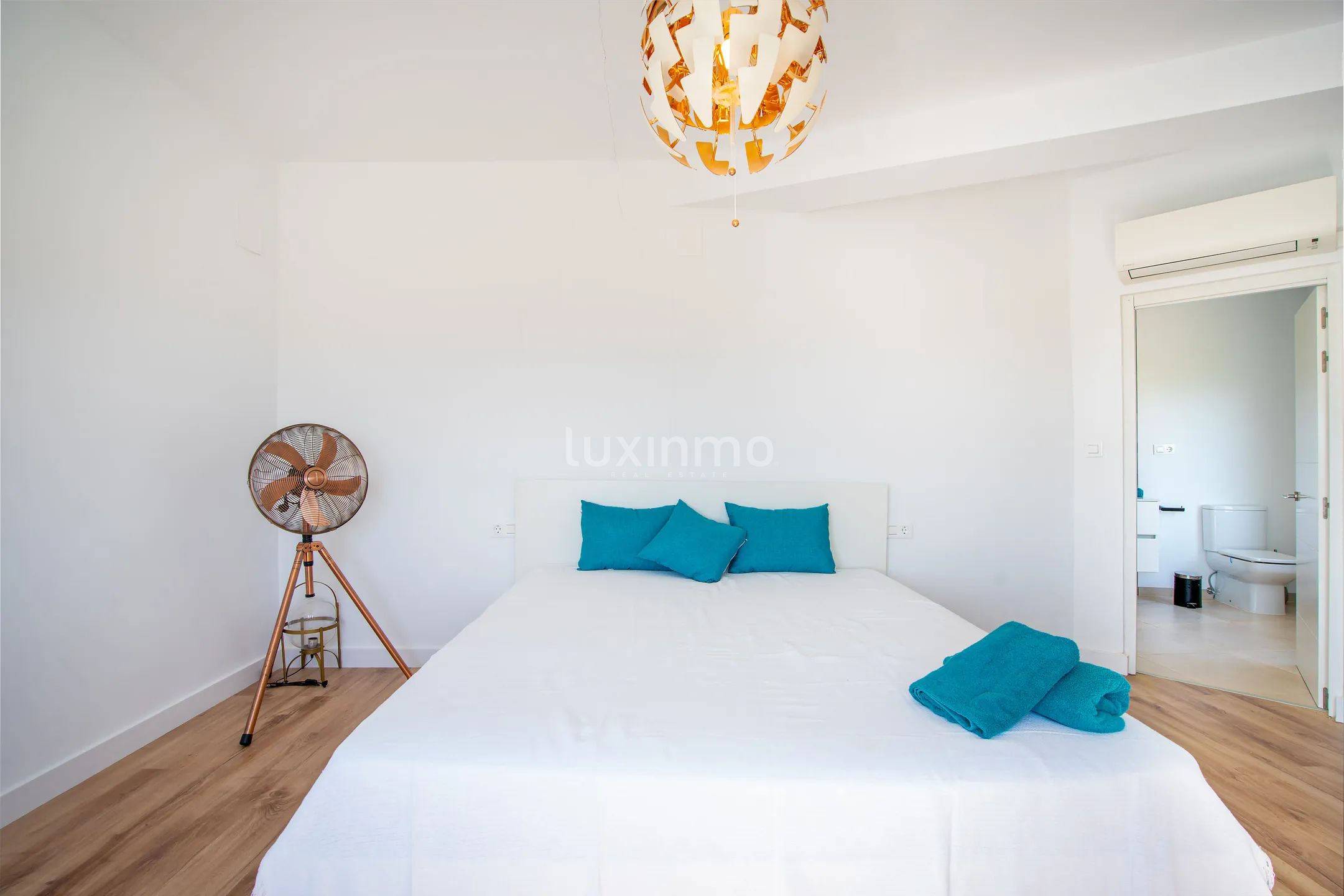 Villa with panoramic sea views and privacy in Oltamar, Calpe — photo 15