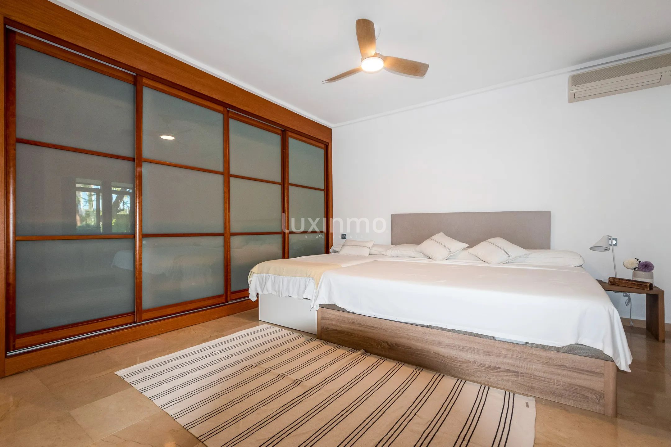 House with pool for sale in Benidorm — photo 10