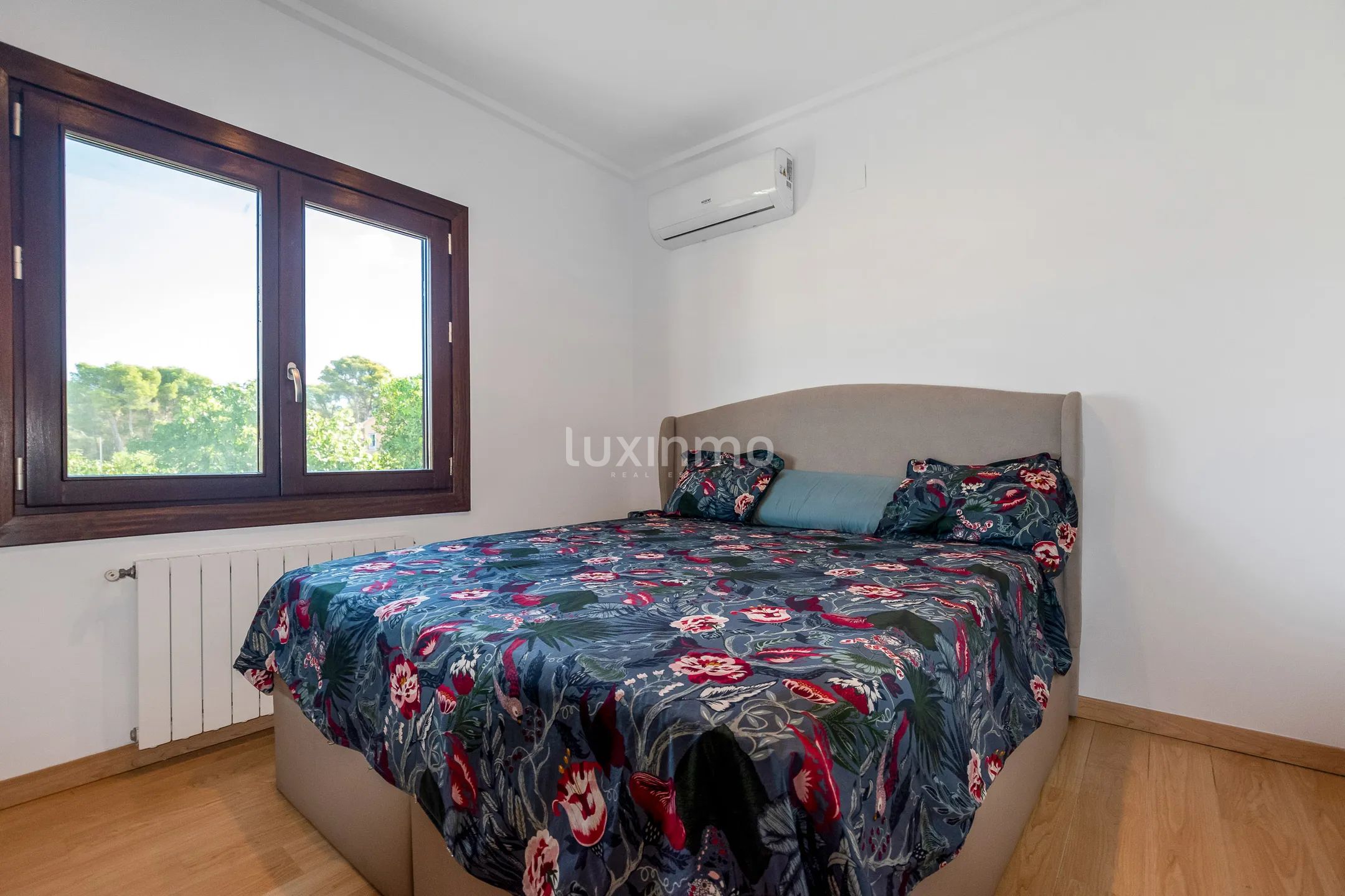 House with pool for sale in Benidorm — photo 9