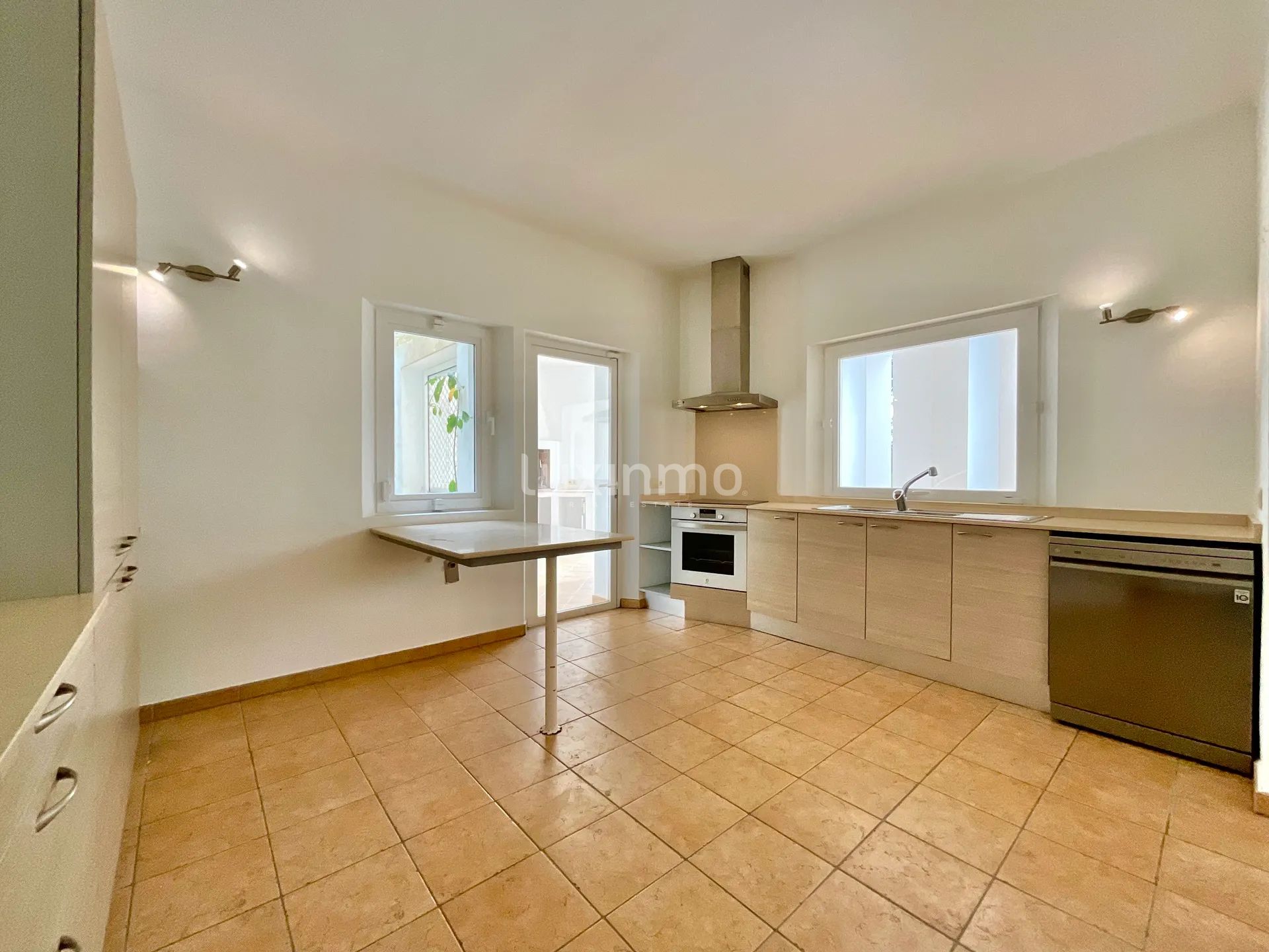 Fantastic Villa with Panoramic Views, Just Minutes from Morna College — photo 19