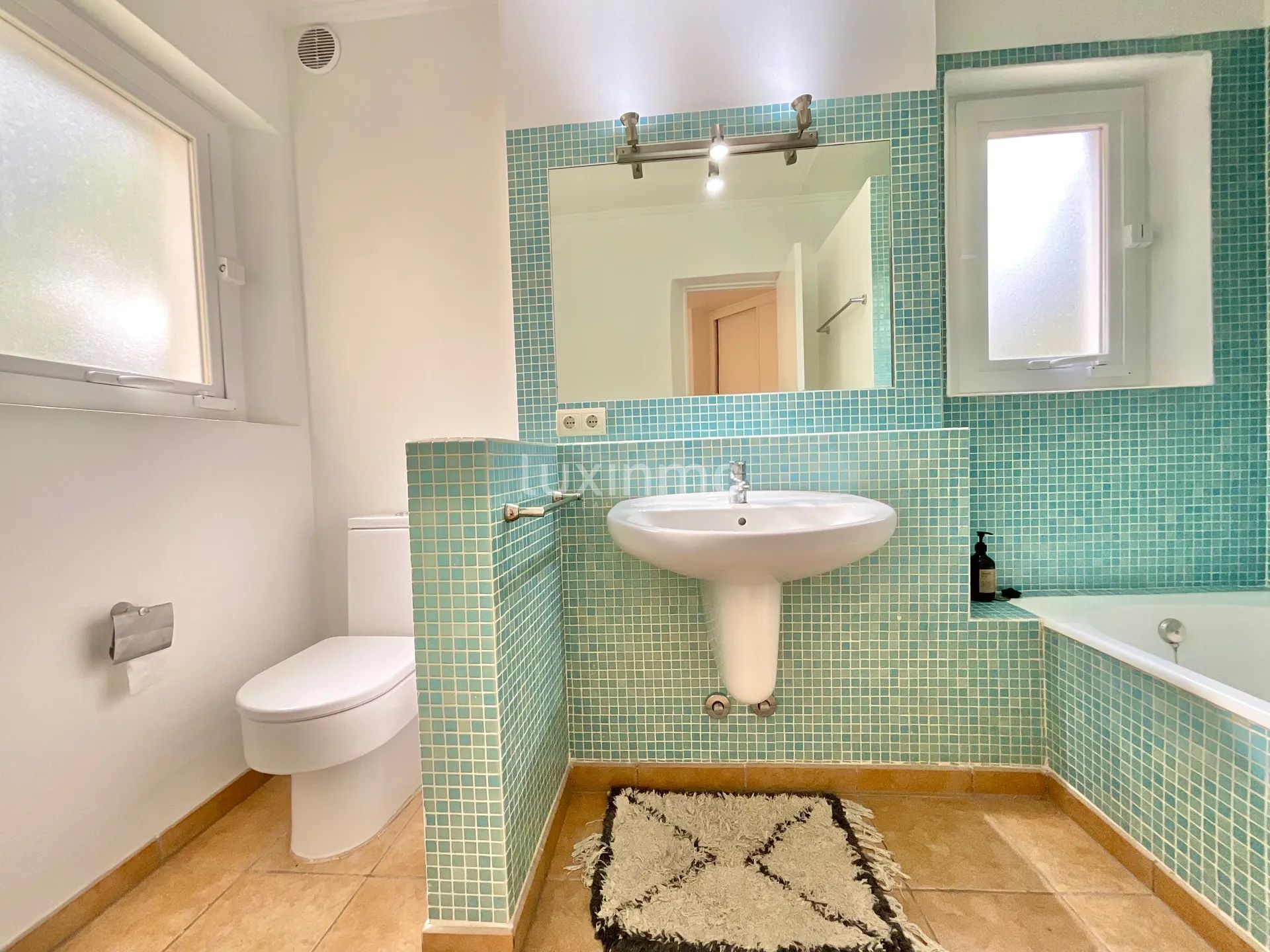 Fantastic Villa with Panoramic Views, Just Minutes from Morna College — photo 31