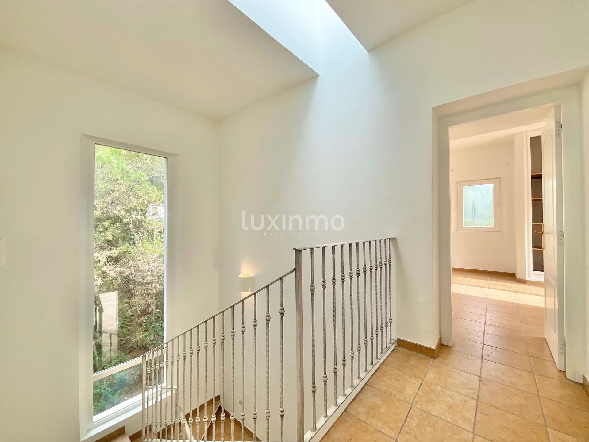 Fantastic Villa with Panoramic Views, Just Minutes from Morna College — photo 35