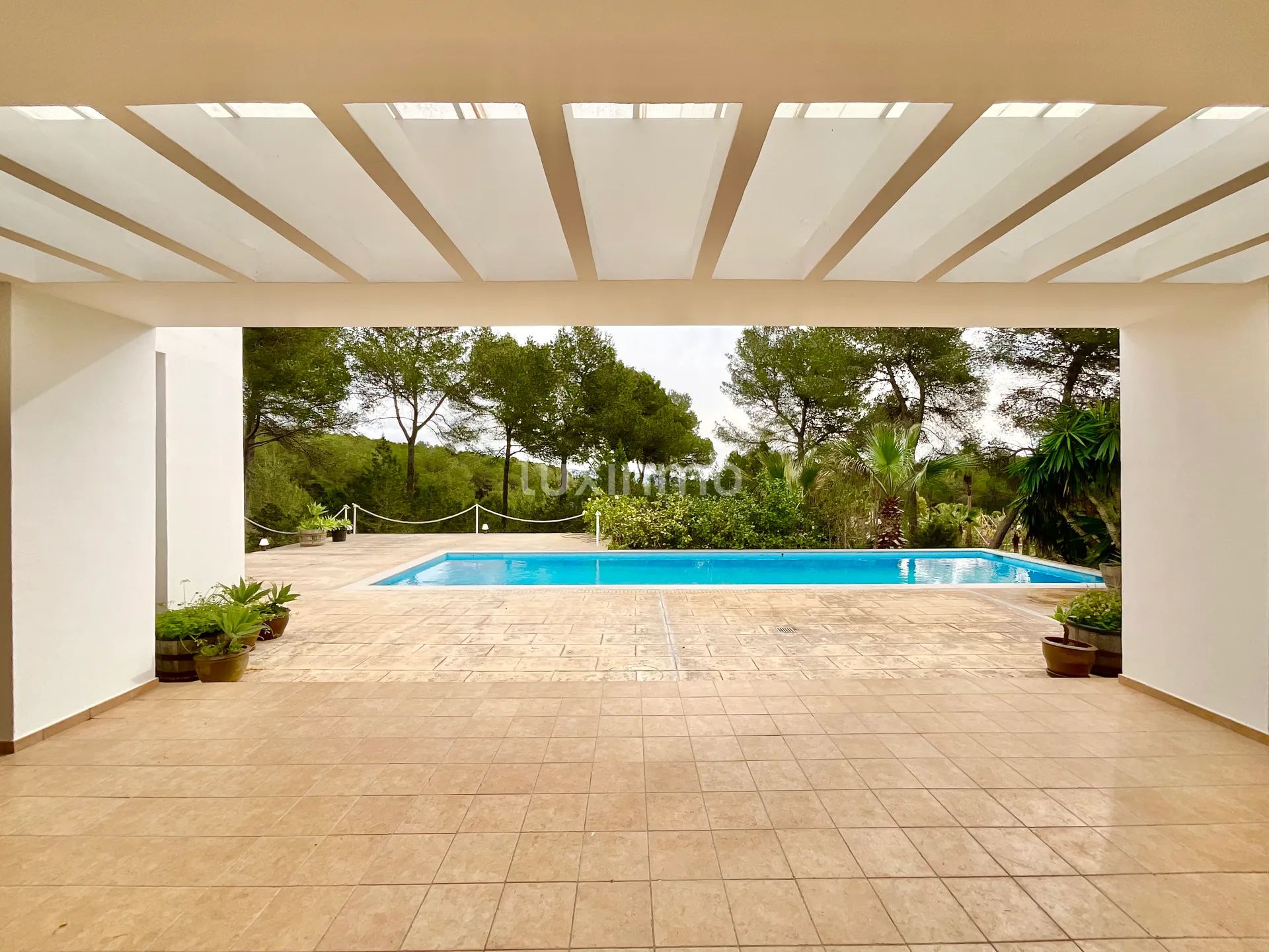 Fantastyczna willa z panoramicznym widokiem, zaledwie kilka minut od Morna College — photo 8