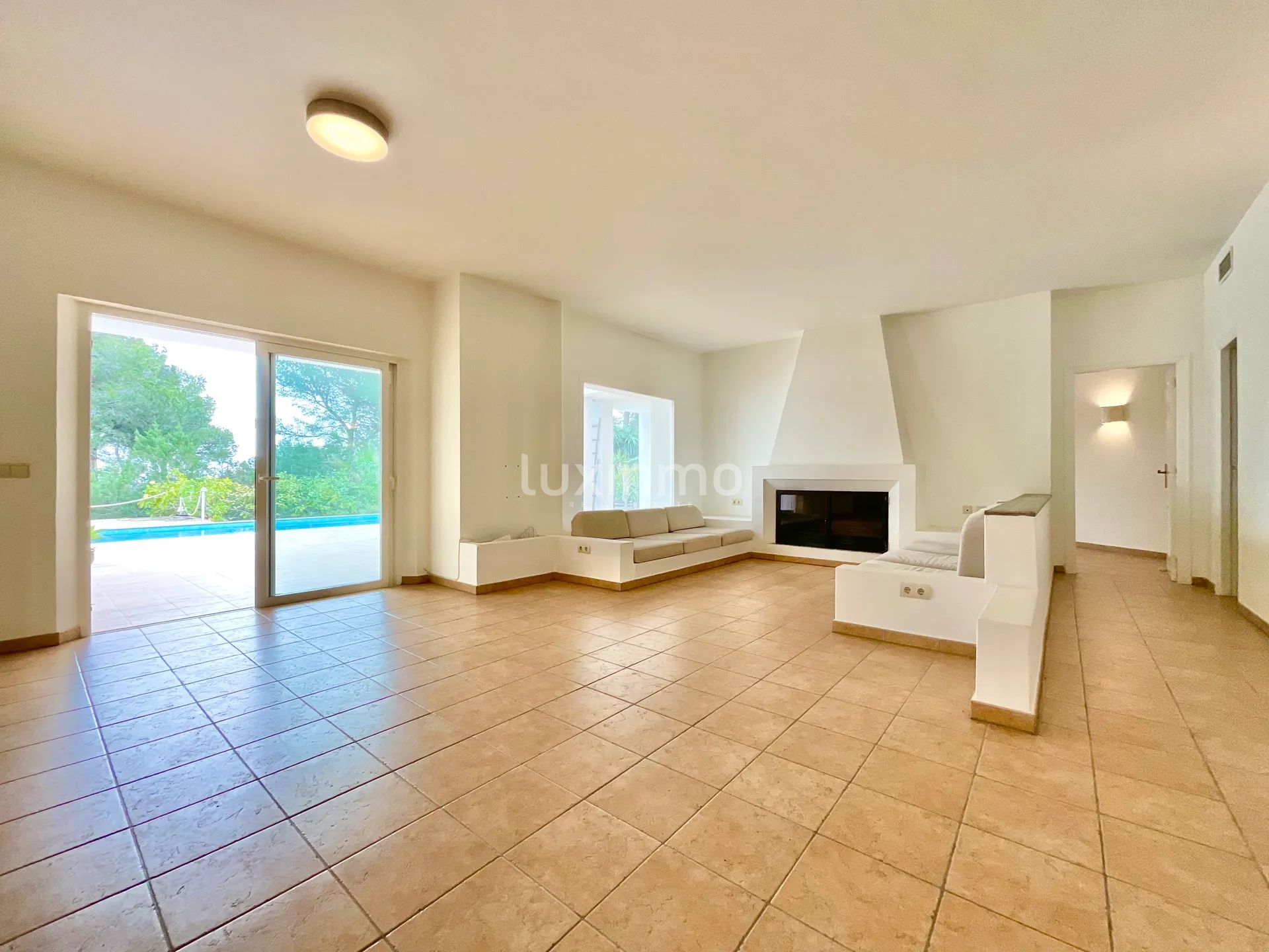 Fantastic Villa with Panoramic Views, Just Minutes from Morna College — photo 14