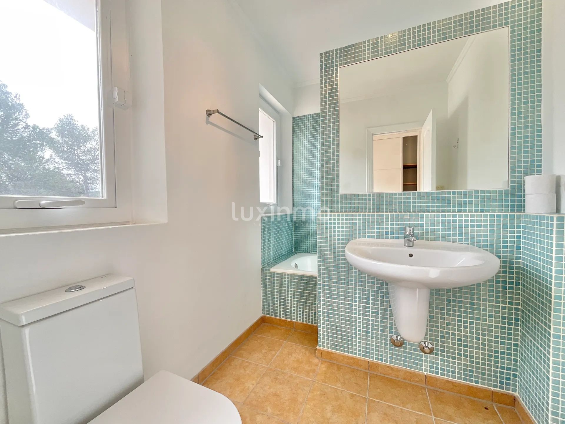 Fantastyczna willa z panoramicznym widokiem, zaledwie kilka minut od Morna College — photo 38