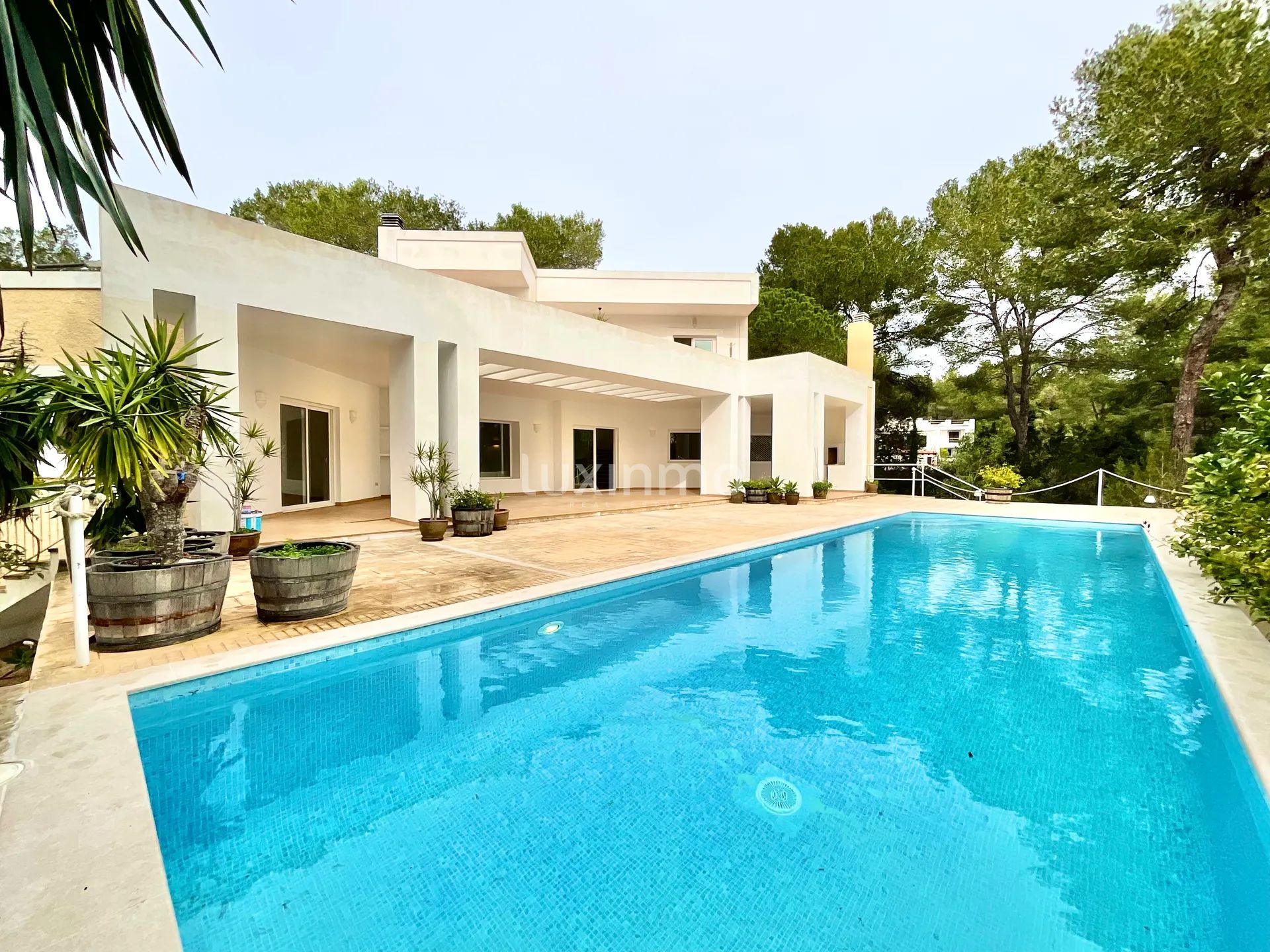 Fantastyczna willa z panoramicznym widokiem, zaledwie kilka minut od Morna College — photo 1