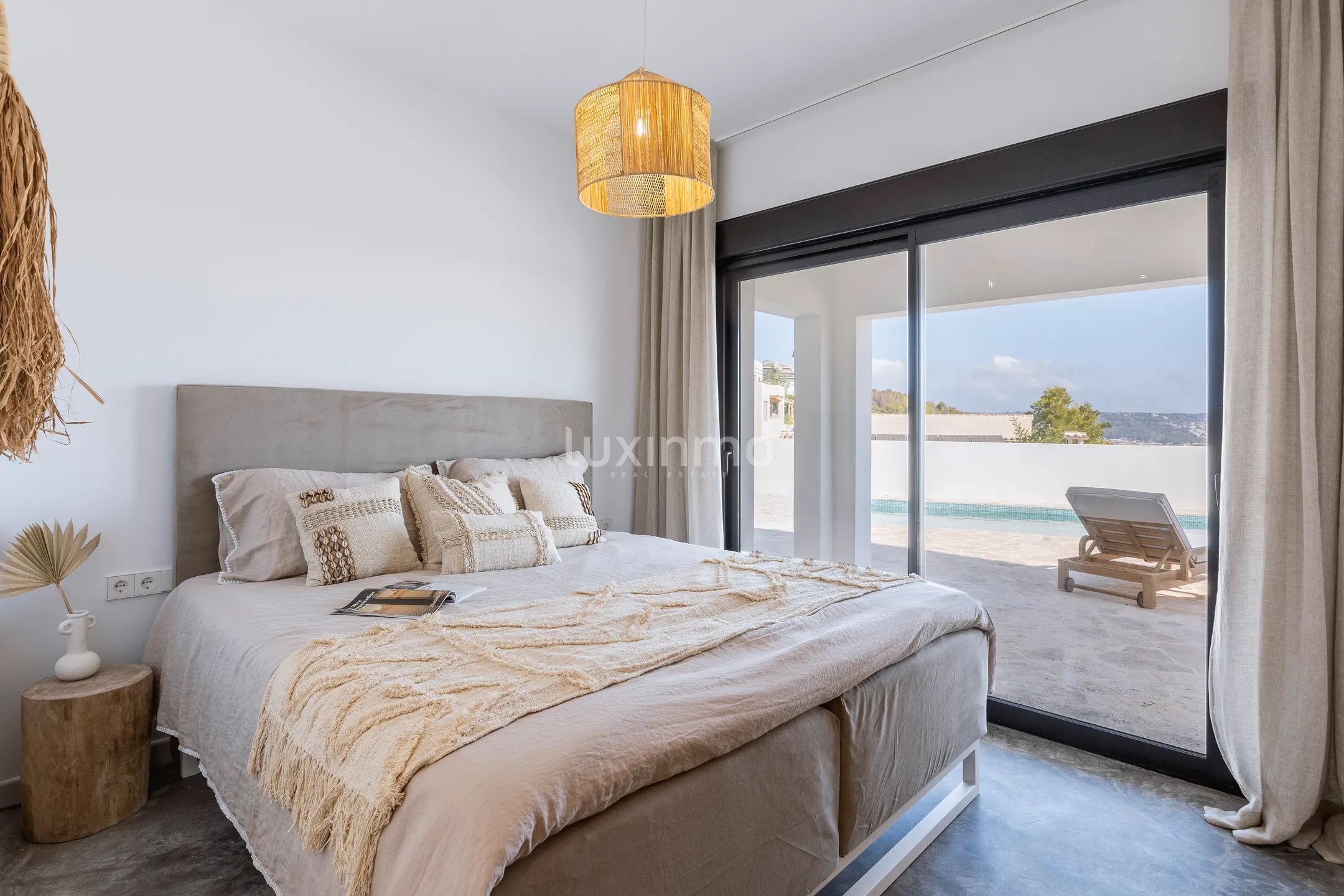 Superbe villa rénovée de style Ibiza avec 3 chambres et vue sur la mer et la montagne à Jávea — photo 21