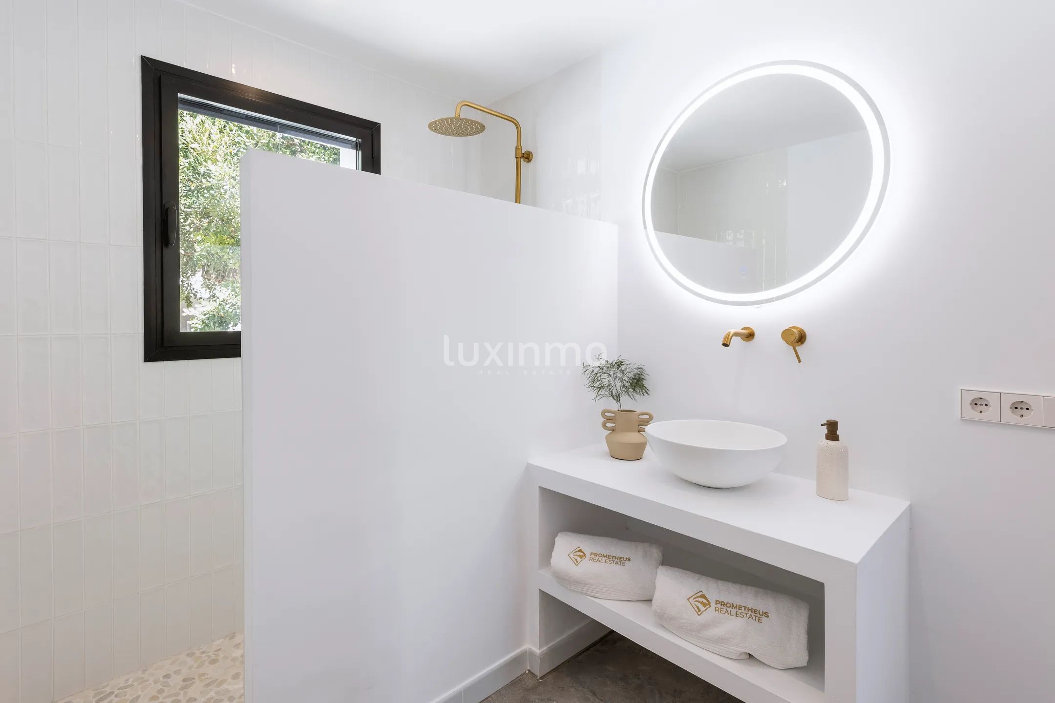 Superbe villa rénovée de style Ibiza avec 3 chambres et vue sur la mer et la montagne à Jávea — photo 15