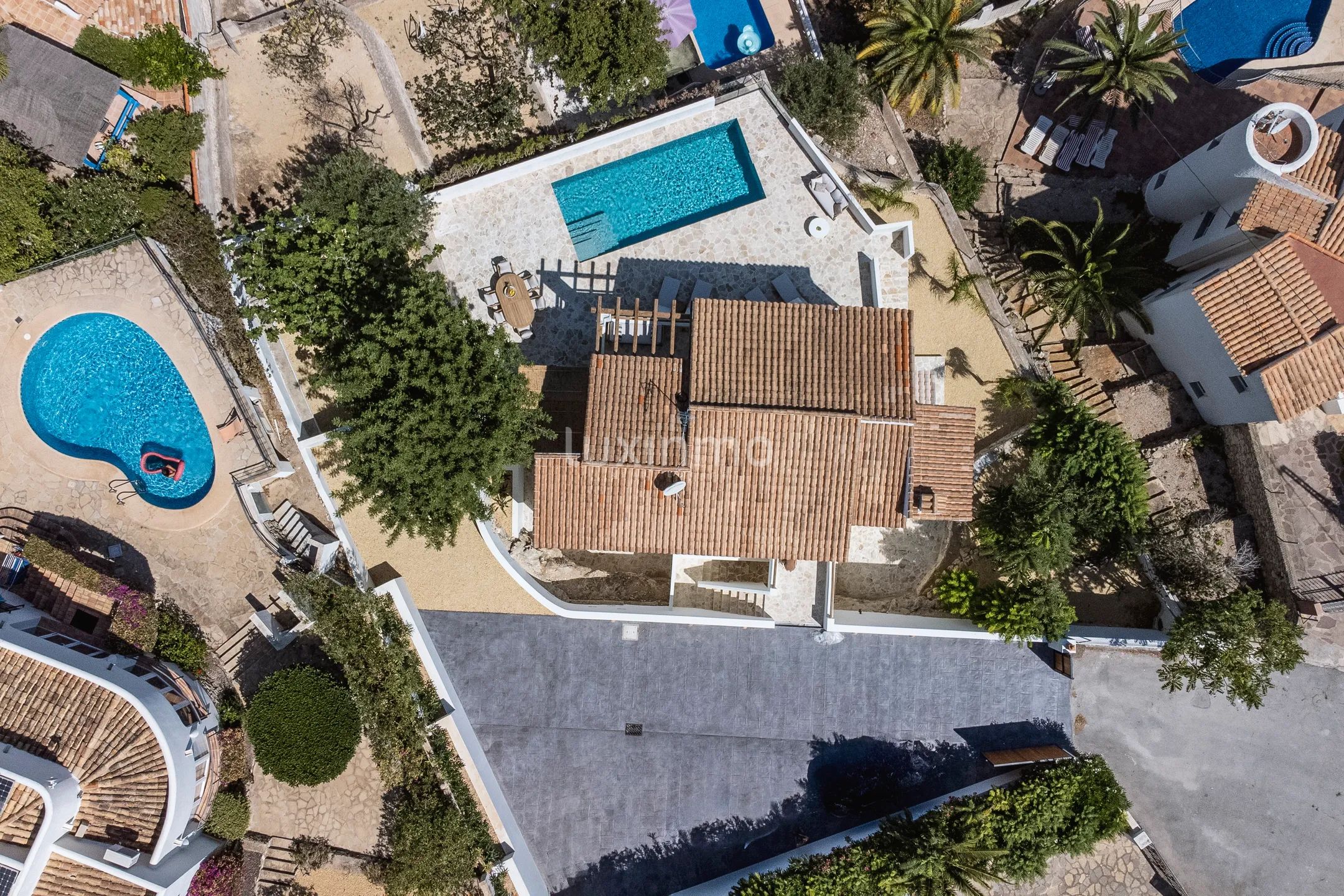 Superbe villa rénovée de style Ibiza avec 3 chambres et vue sur la mer et la montagne à Jávea — photo 3
